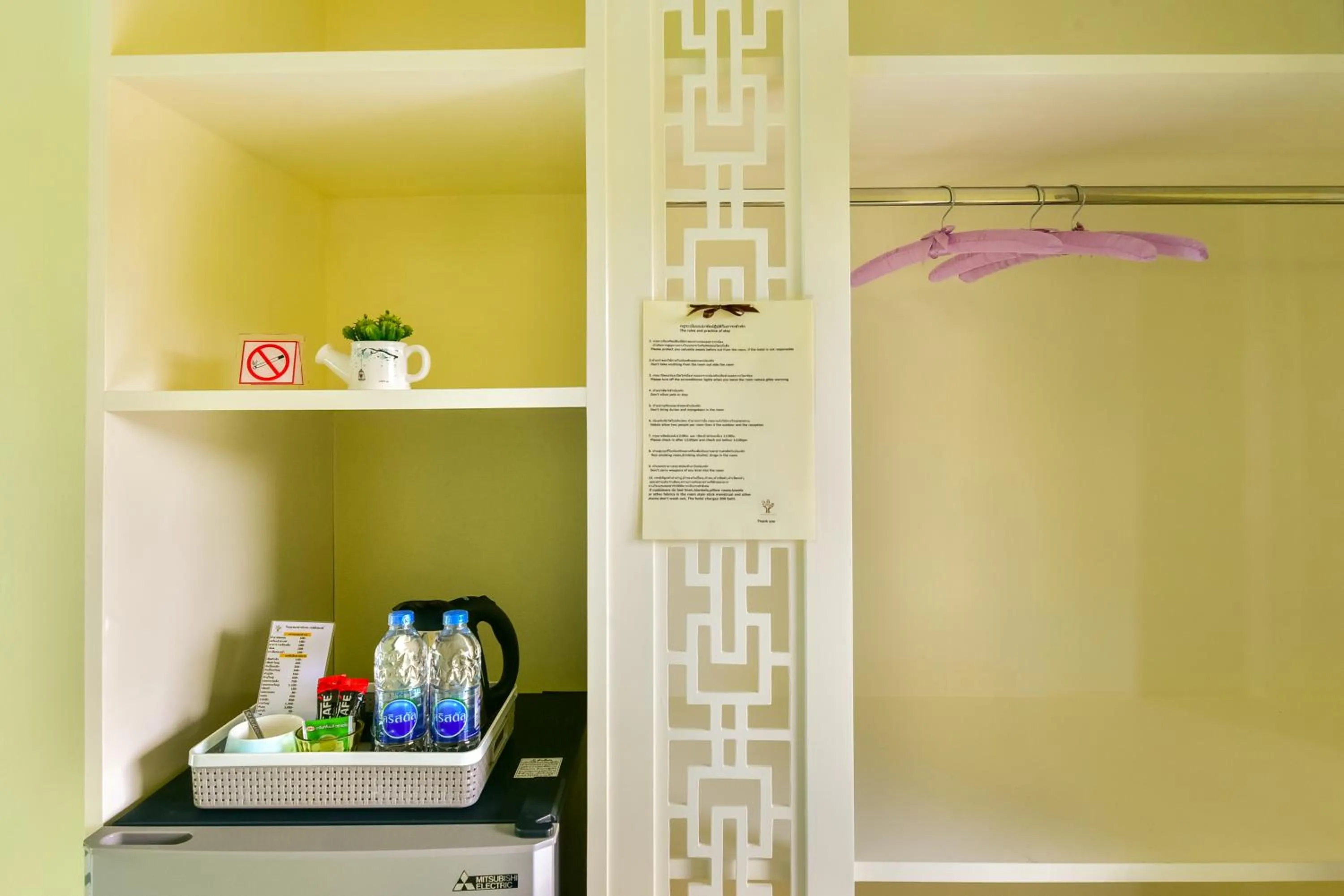 Lounge or bar in Southgate Residence Hotel - SHA Certified