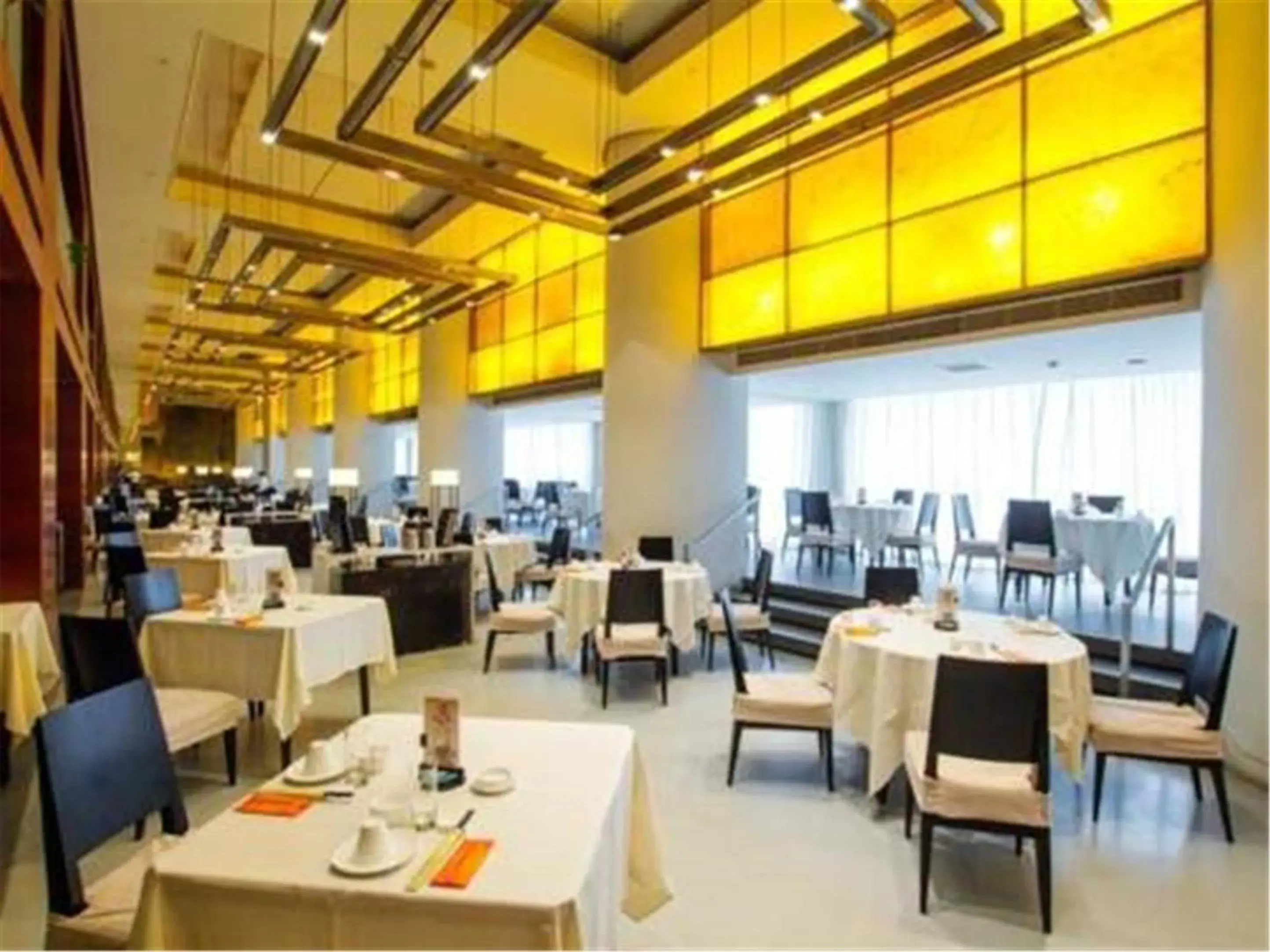 Restaurant/places to eat in Jingjiang Inn Select Shanghai New Hongqiao Restaurant/places to eat in Jingjiang Inn Select Shanghai New Hongqiao