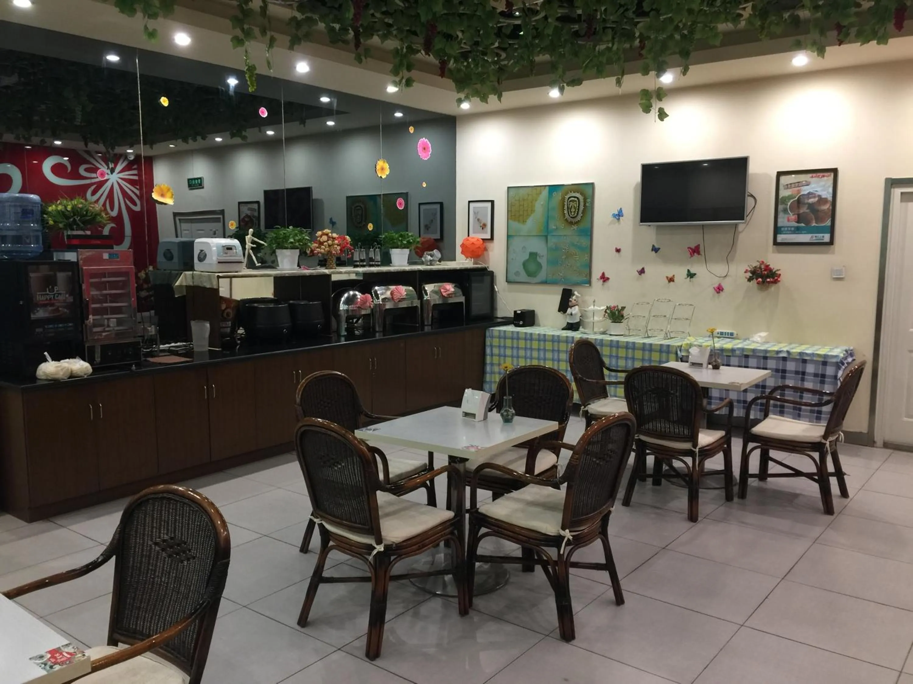 Dining area in Jinjiang Inn Beijing Pingguoyuan