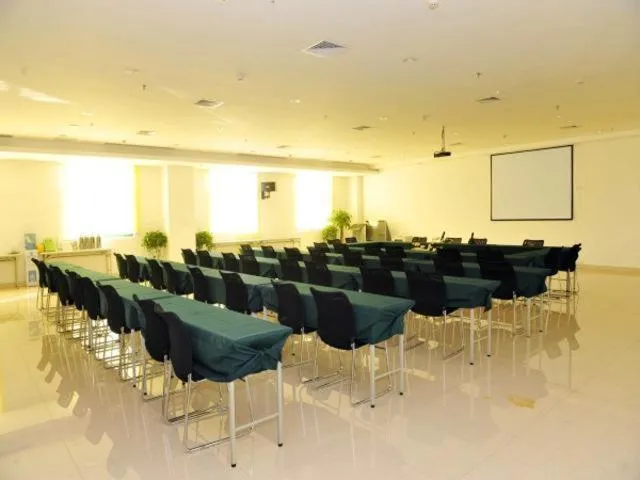 Jinjiang Inn Zhengzhou International Convention Center