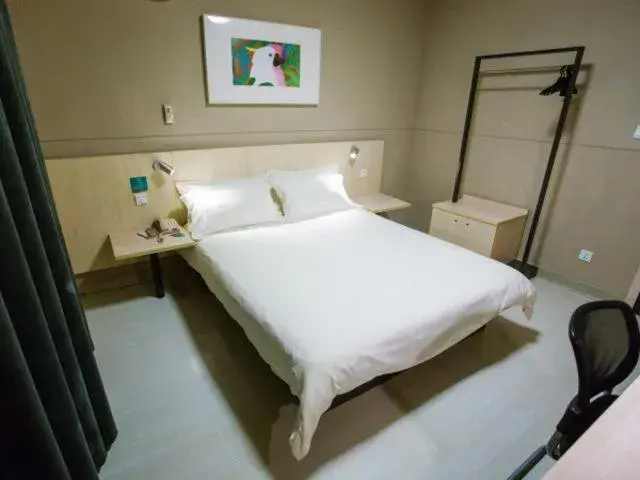 Bed in Jinjiang Inn - Yancheng East Huanghai Road Zhaoshang Hotel Bed in Jinjiang Inn - Yancheng East Huanghai Road Zhaoshang Hotel