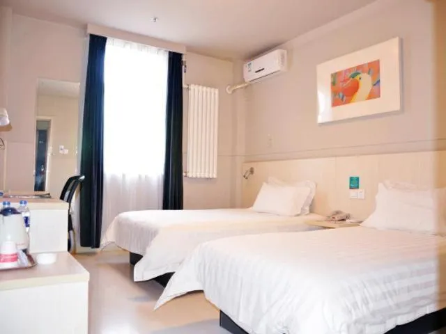 Bed in Jinjiang Inn Panjin Shiyou Avenue