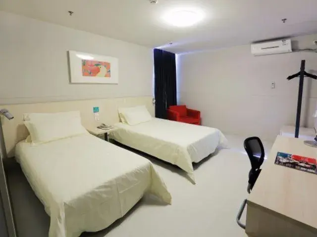 Bed in Jinjiang Inn Langfang Pedestrian Street Bed in Jinjiang Inn Langfang Pedestrian Street