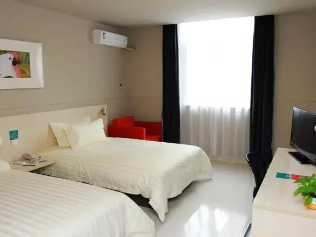 Bed in Jinjiang Inn Taizhou Xinghua Dainan Town Government Bed in Jinjiang Inn Taizhou Xinghua Dainan Town Government