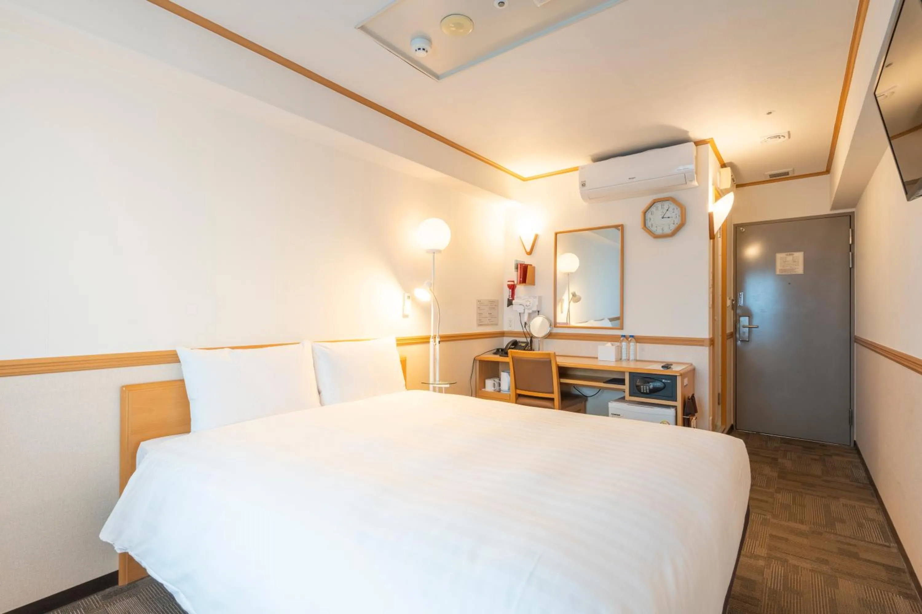 Bed in Toyoko Inn Daejeon Government Complex