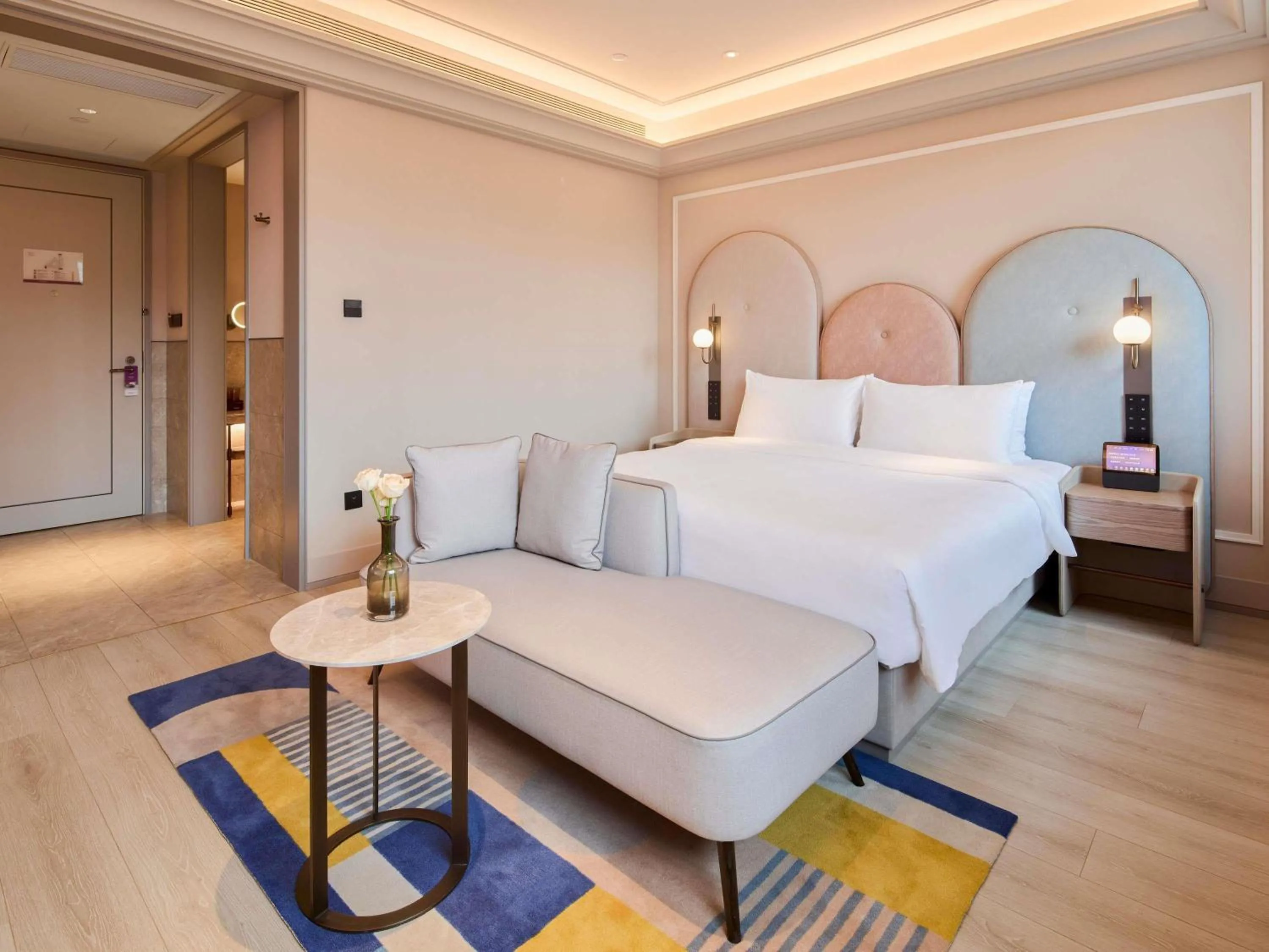 Bedroom, Bed in Mercure Xian Dazhai Road