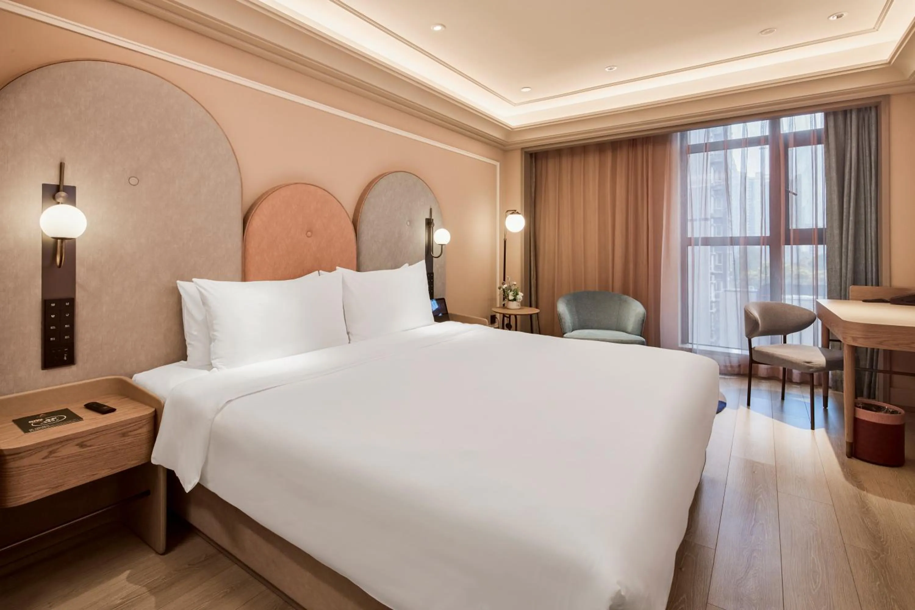 Bedroom, Bed in Mercure Xian Dazhai Road