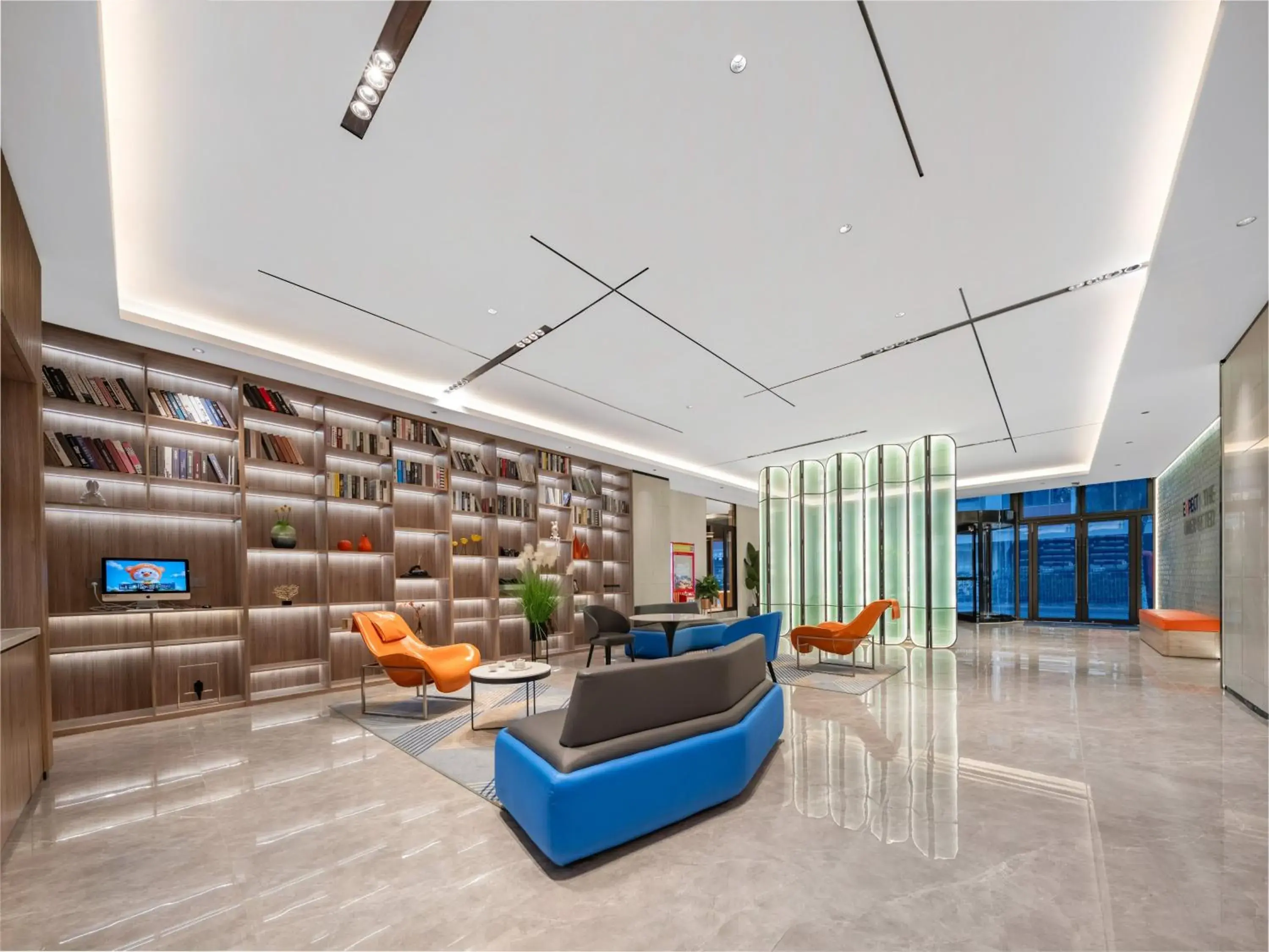 Property building in Holiday Inn Express Suzhou Dushu Lake by IHG Property building in Holiday Inn Express Suzhou Dushu Lake by IHG