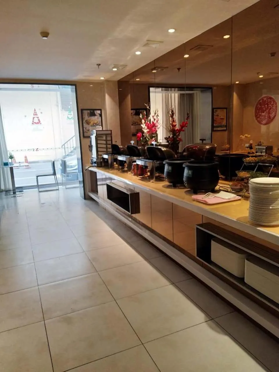 Restaurant/places to eat in Jinjiang Inn Beijing Laiguangying