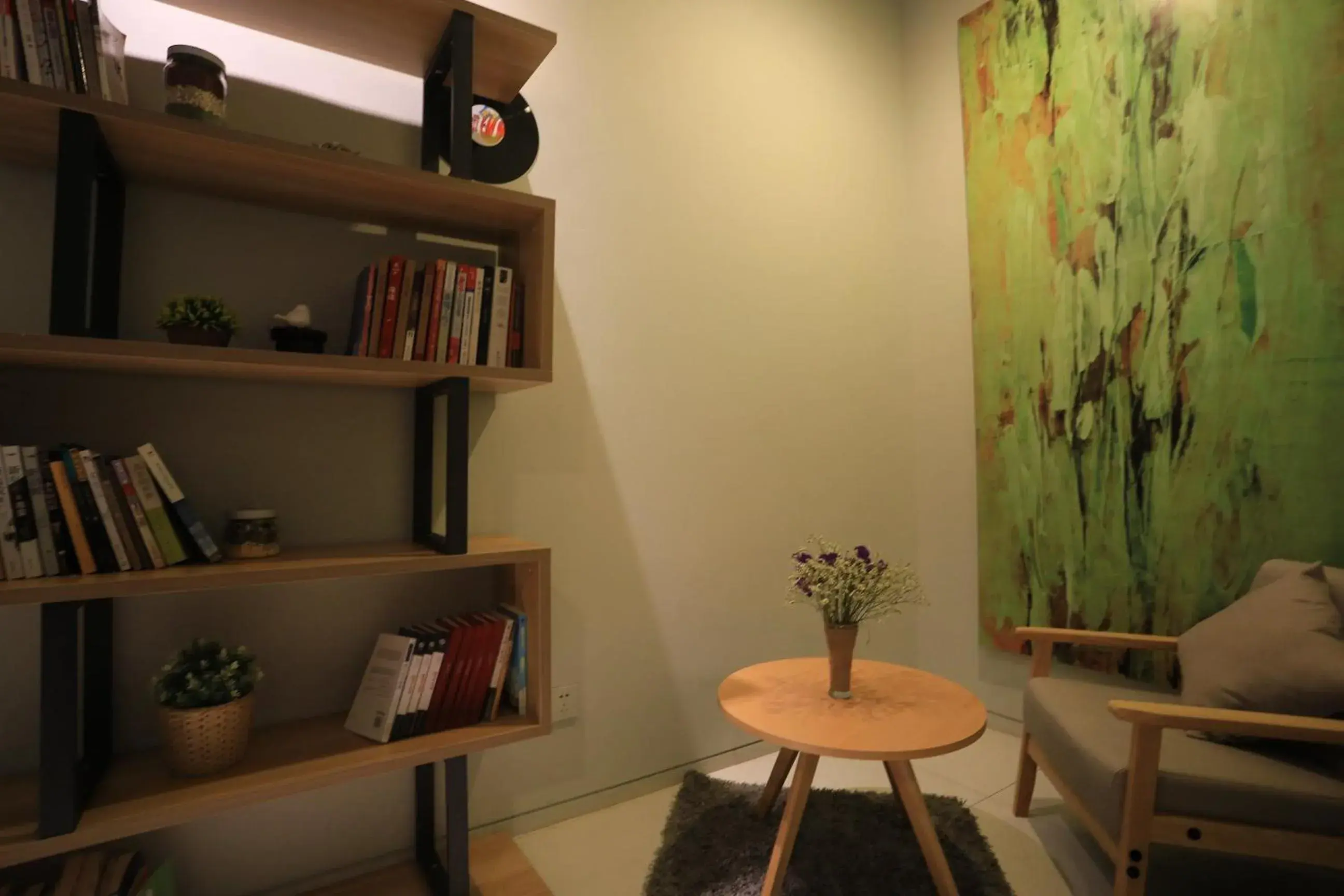 Property building in Jinjiang Inn Select Chongqing Caiyuanba Railway Station Property building in Jinjiang Inn Select Chongqing Caiyuanba Railway Station