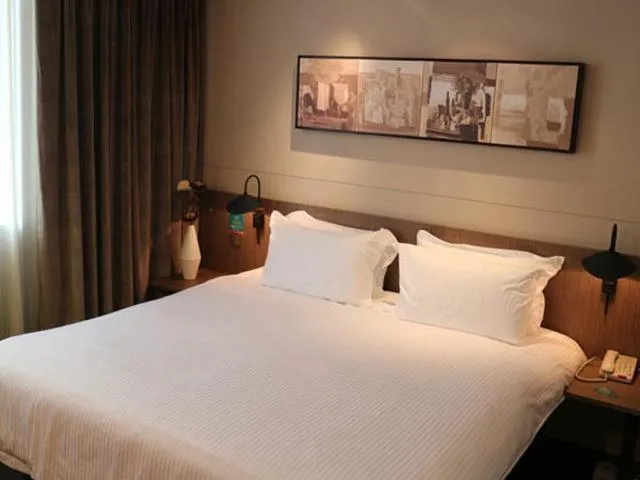 Bed in Jinjiang Inn Select Xining West Wusi Road New Hualian Square