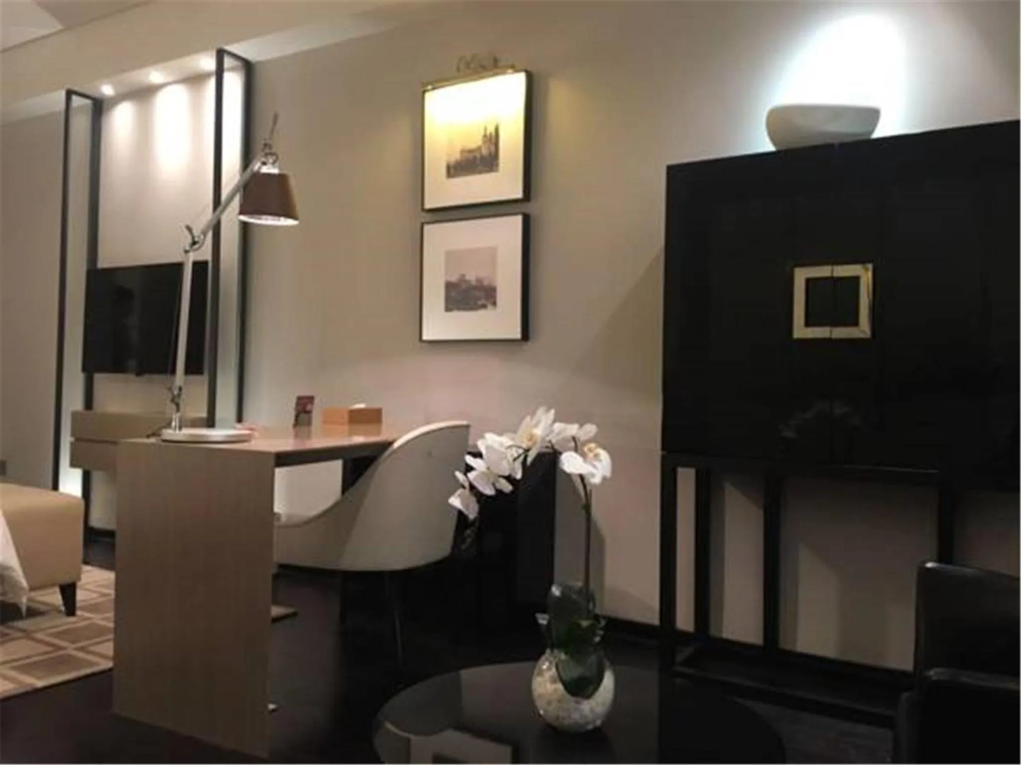 Seating area in Golden Tulip New Asia Hotel The Bund Shanghai