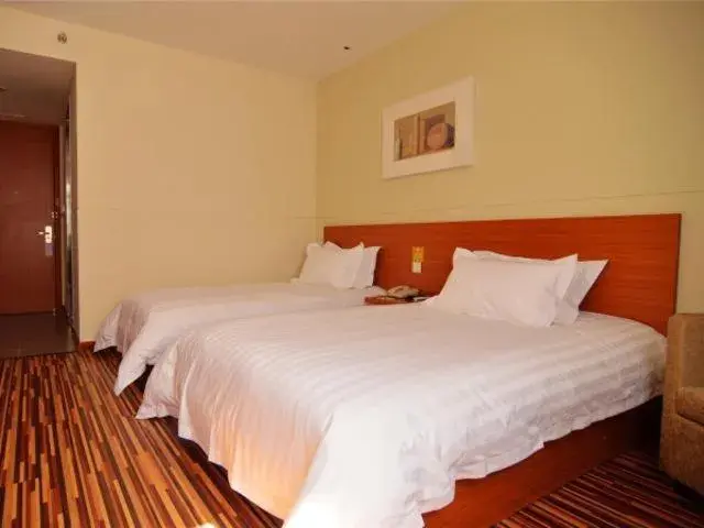 Bed in Jinjiang Inn Select Yantai Penglaige Bed in Jinjiang Inn Select Yantai Penglaige