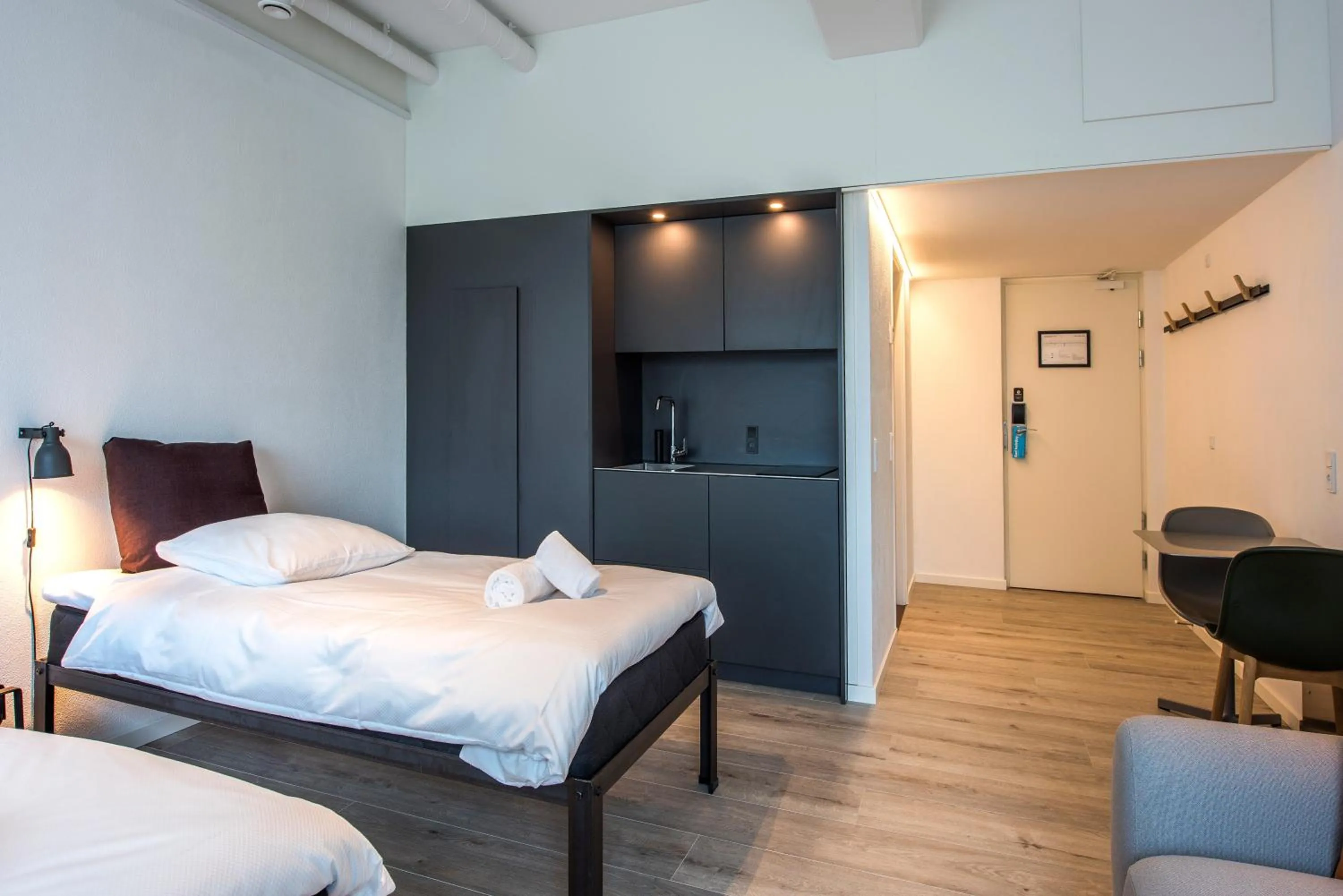 Photo of the whole room, Bed in CPH Studio Hotel
