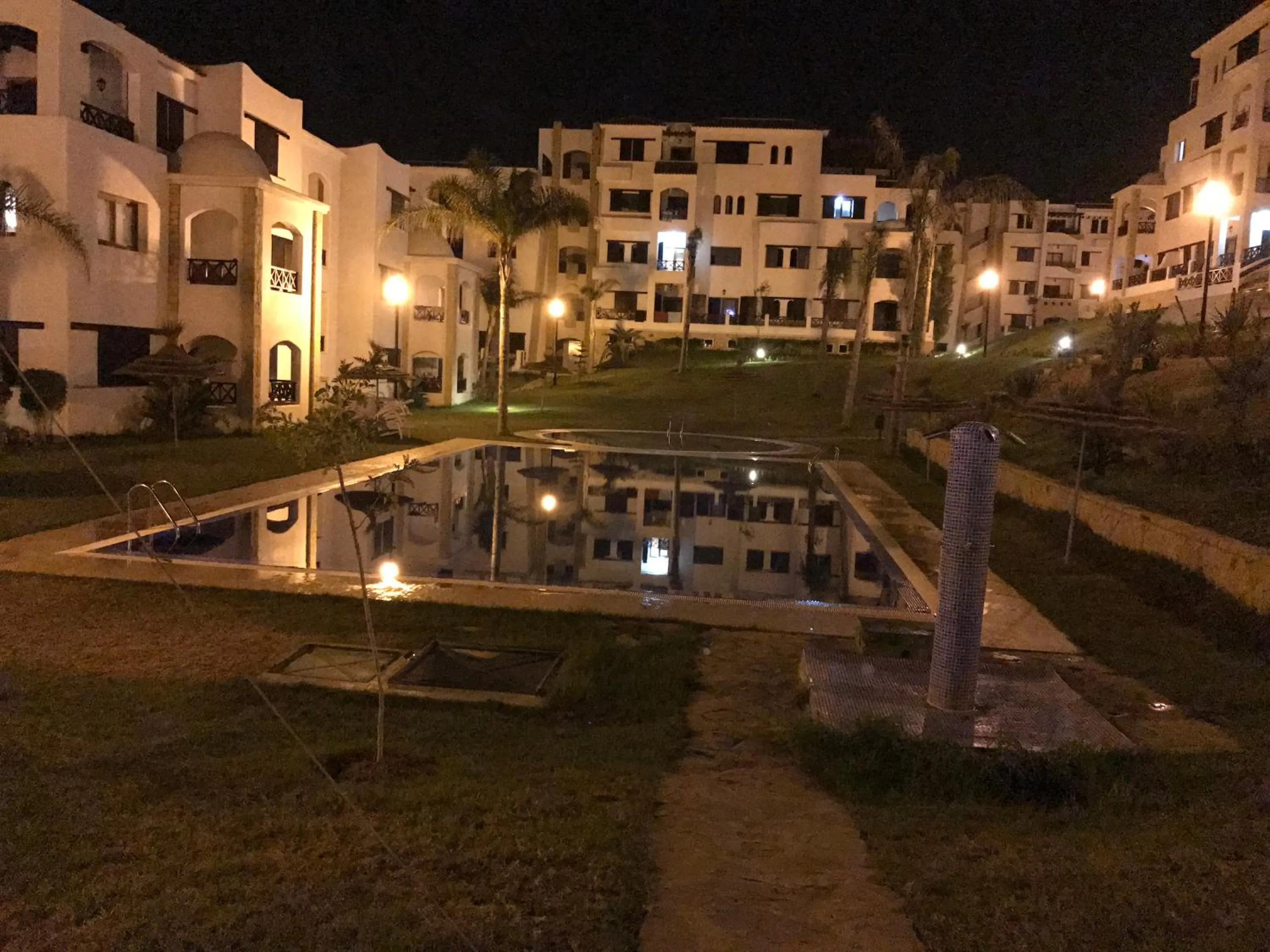 Swimming pool in Lilac Gardens Resort