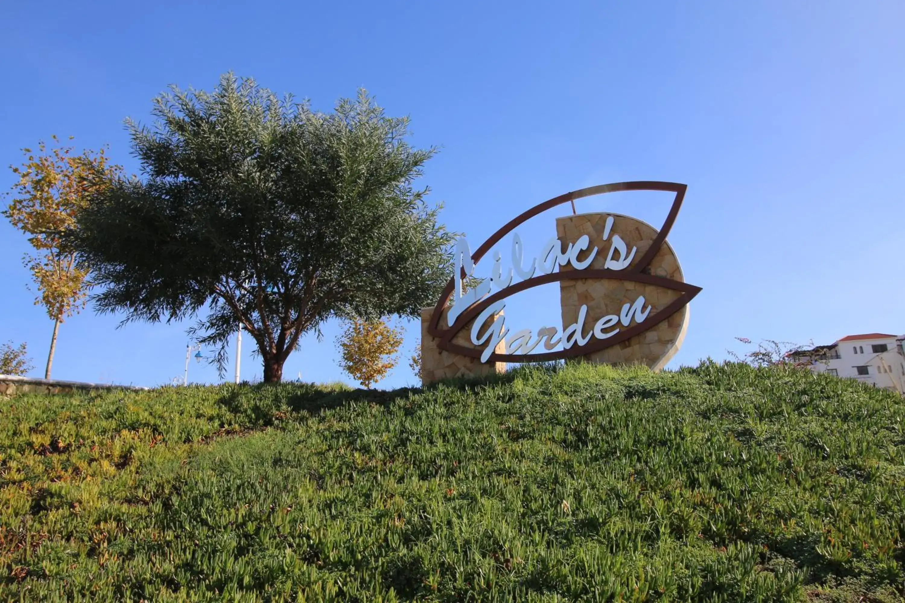Lilac Gardens Resort Lilac Gardens Resort