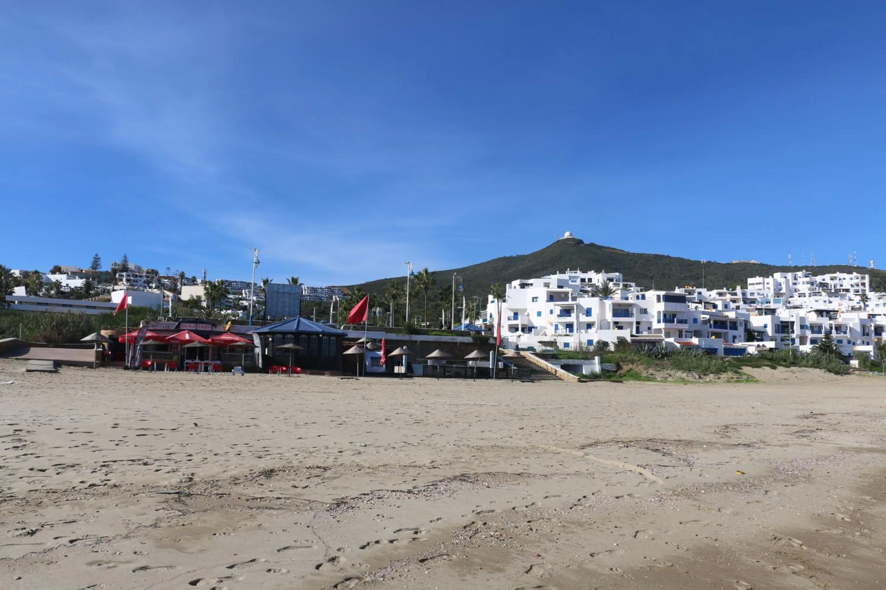 Beach in Lilac Gardens Resort