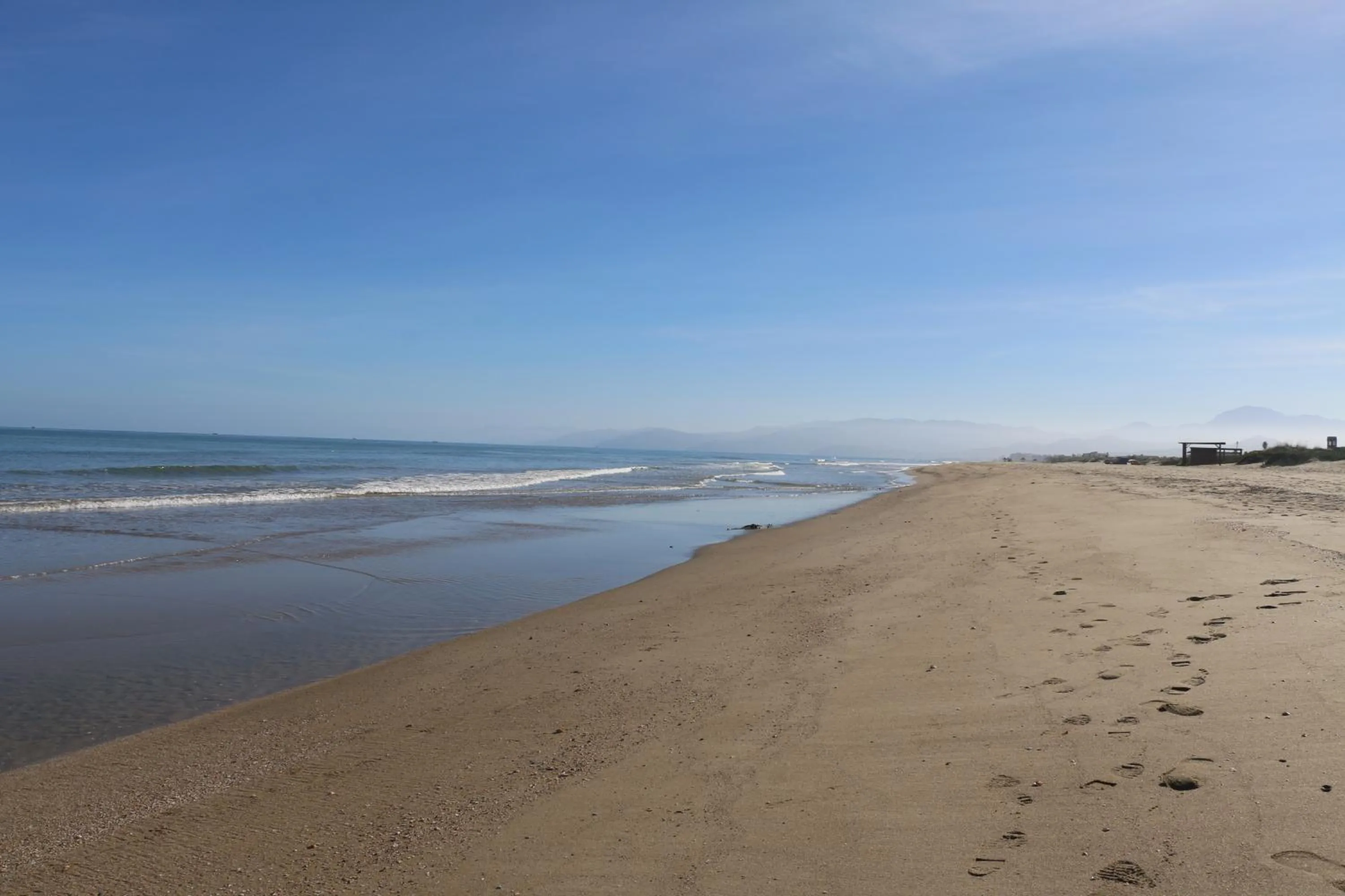 Beach in Lilac Gardens Resort