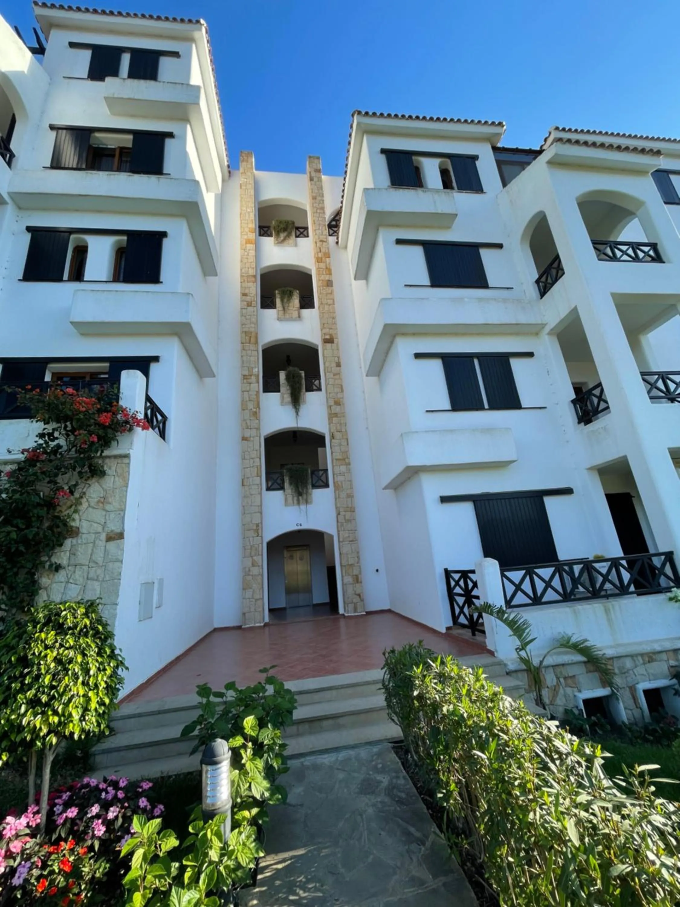 Facade/entrance in Lilac Gardens Resort