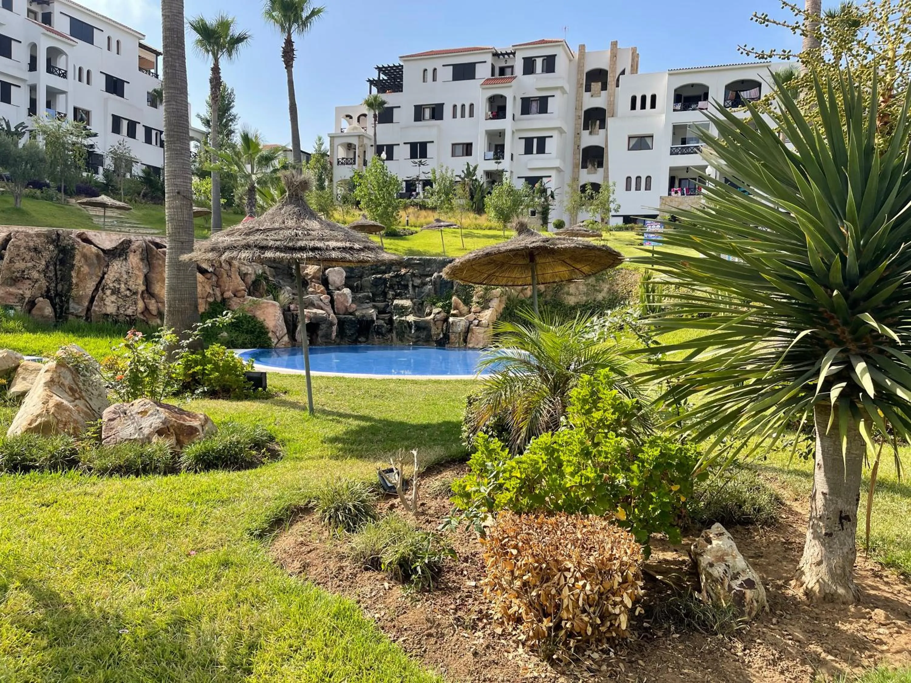 Swimming pool in Lilac Gardens Resort
