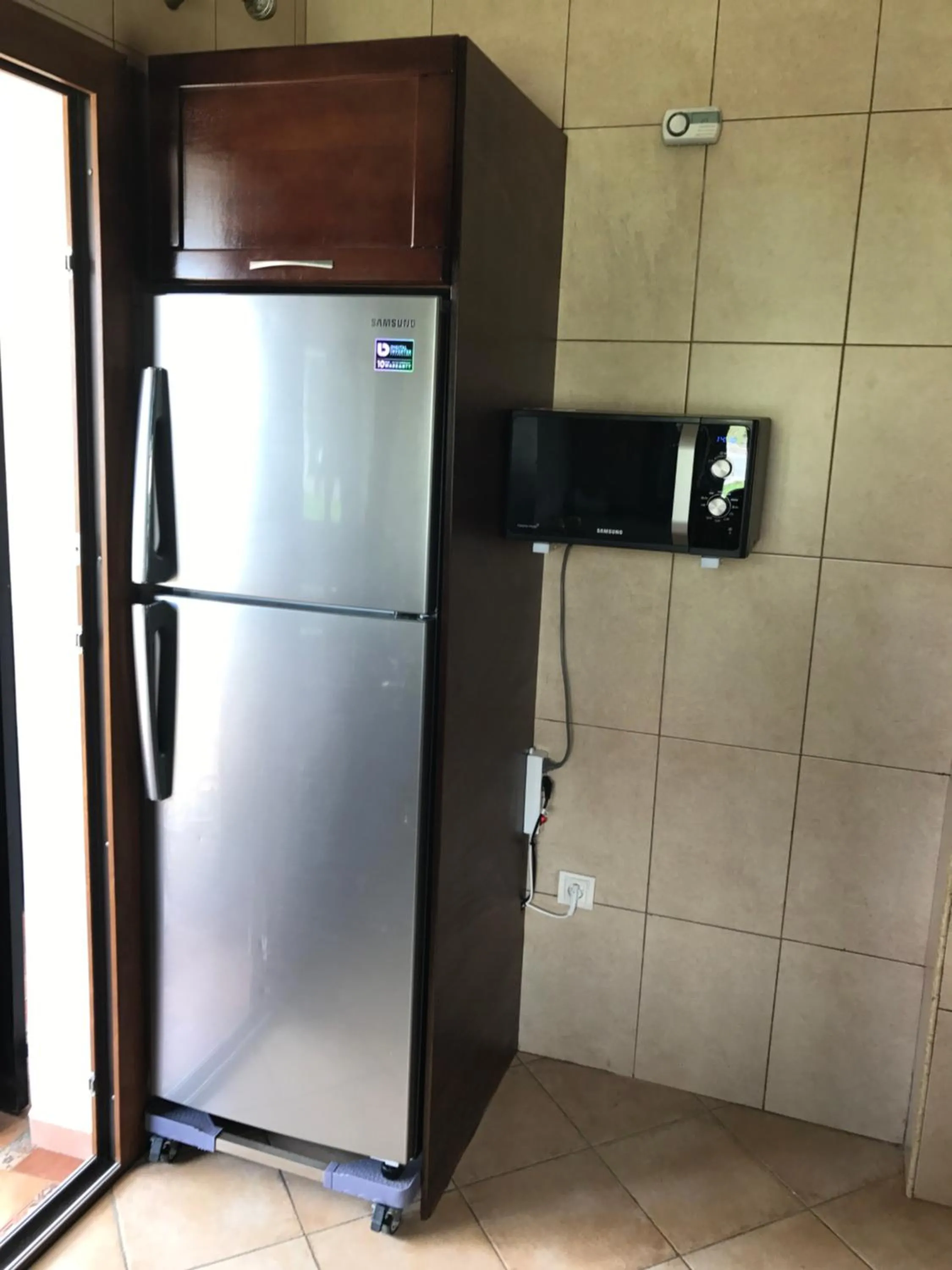 Communal kitchen in Lilac Gardens Resort