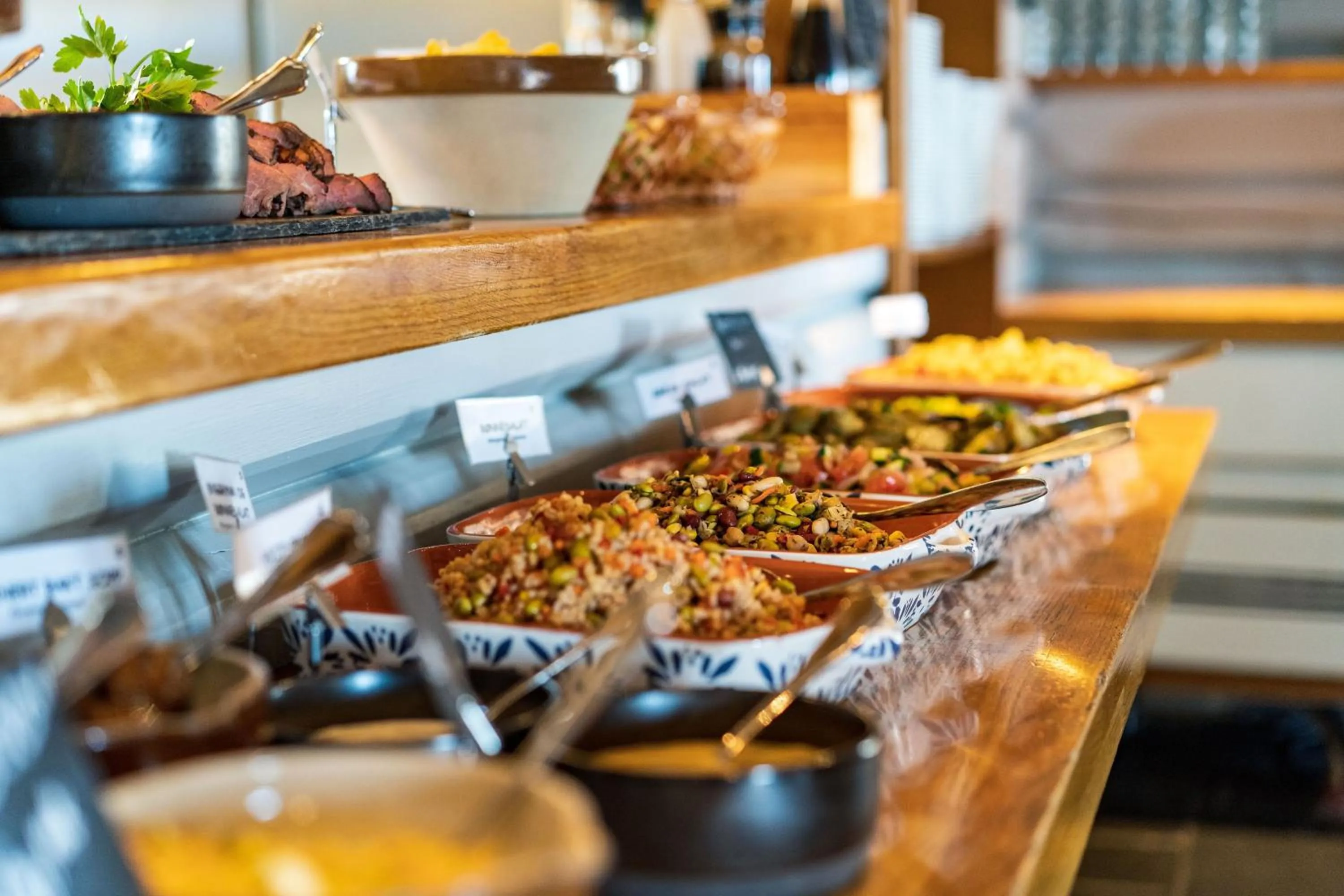 Restaurant/places to eat in Ilsetra Hotell