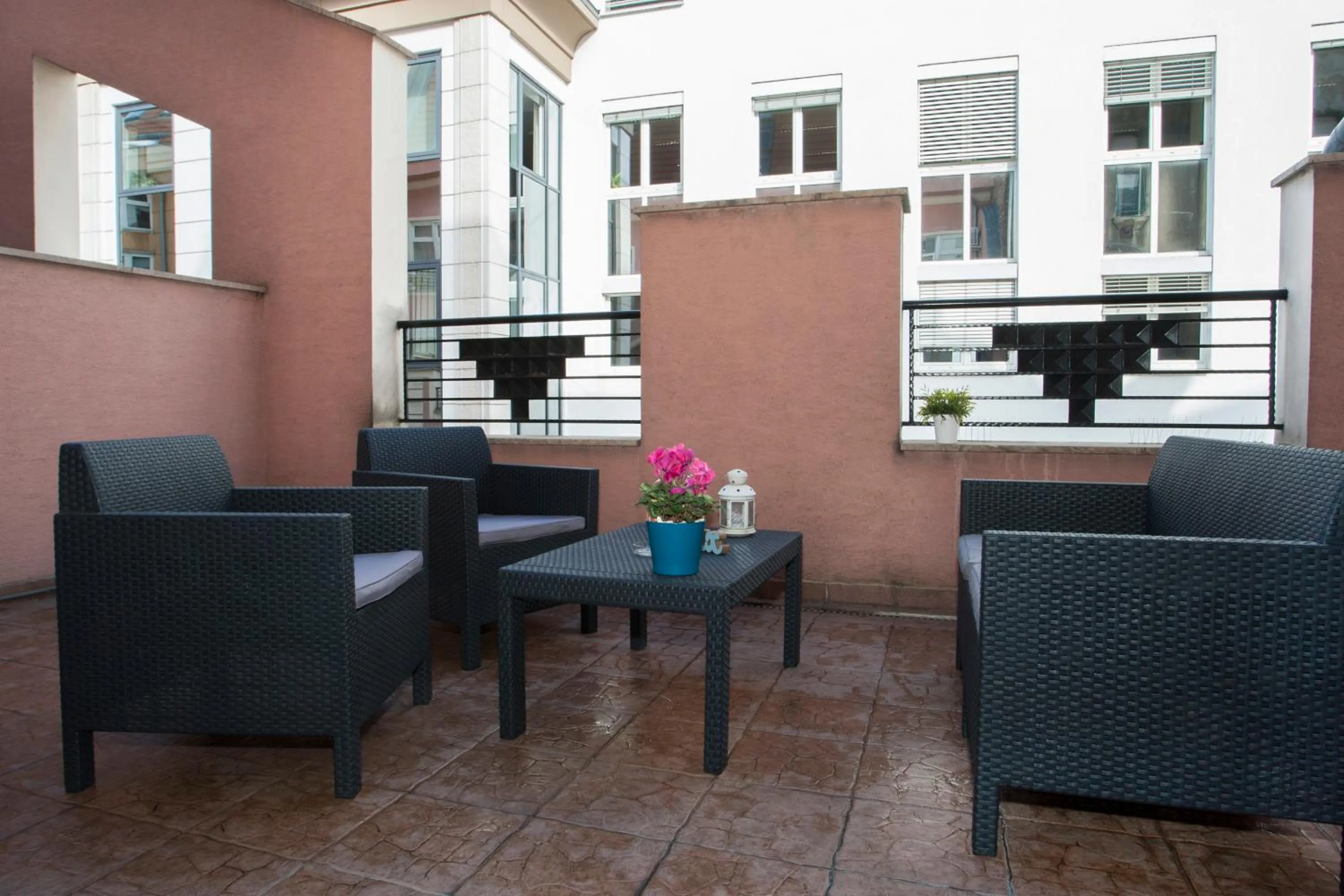 Apartment with Big Terrace