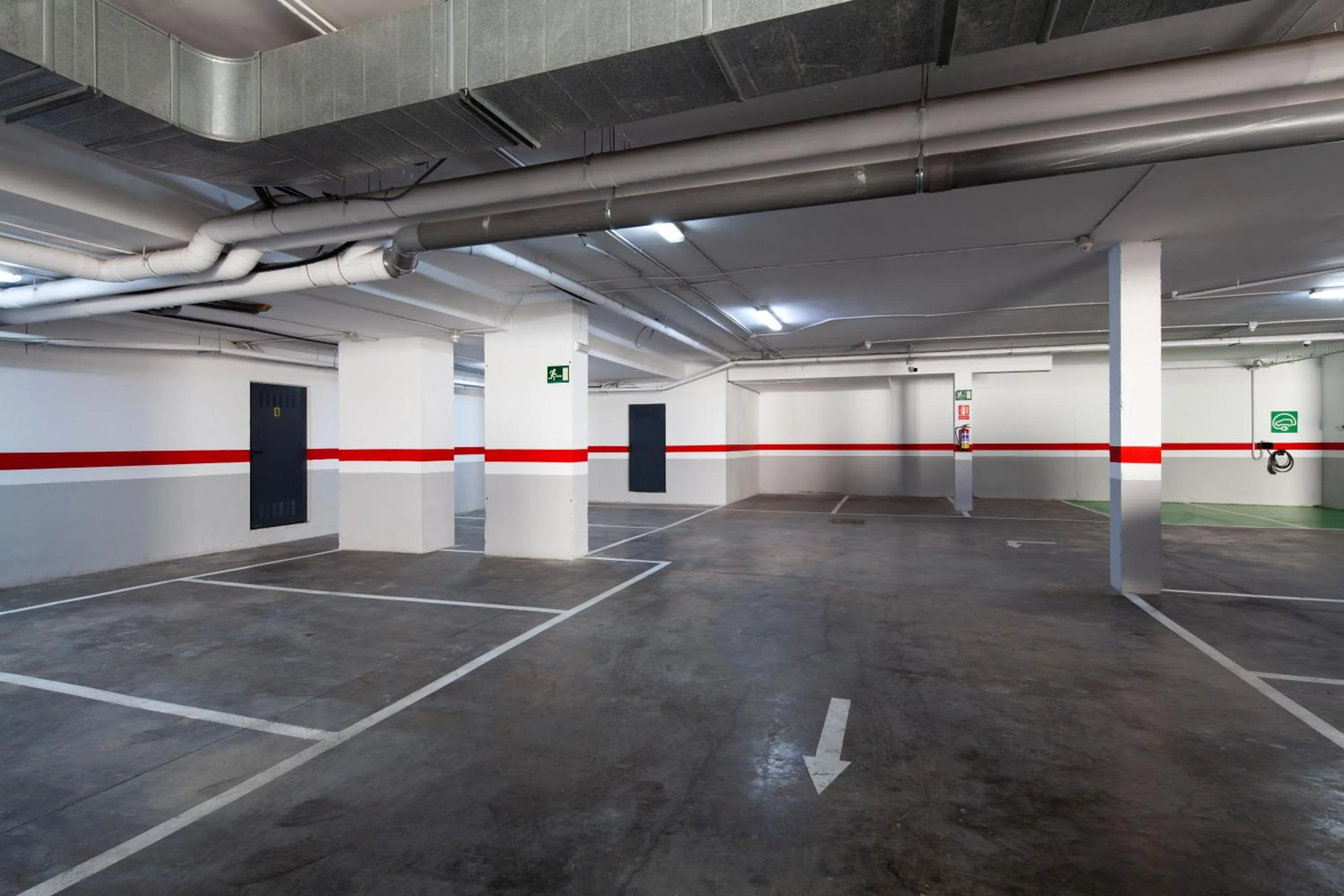 Parking in Leflet Sanlucar