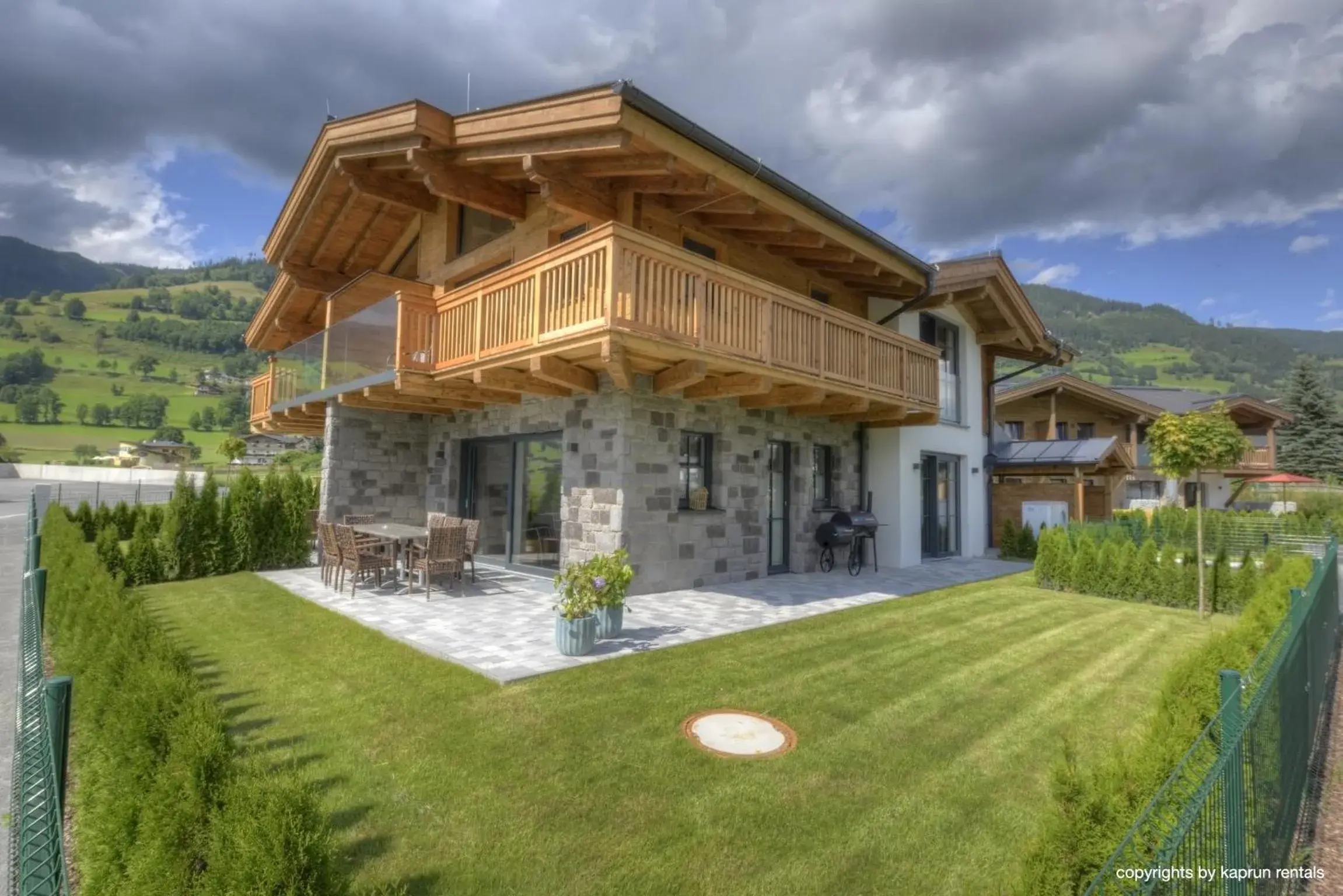 Deer & Dear Luxury Chalet Deer & Dear Luxury Chalet