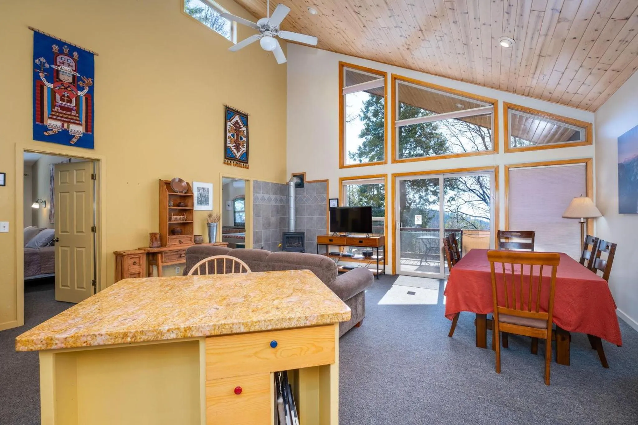 Falcons Nest (Upstairs)