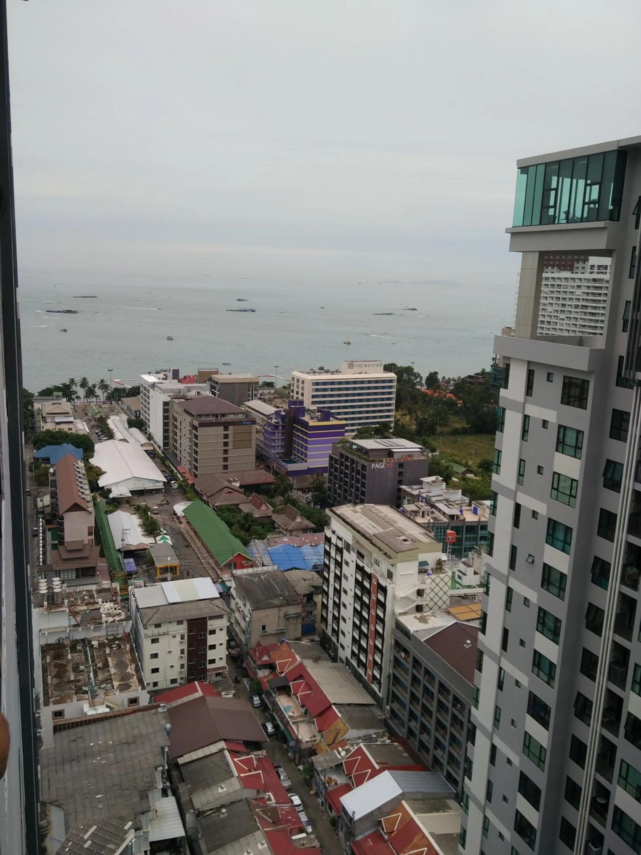 Day in Many Holiday The Base Condo