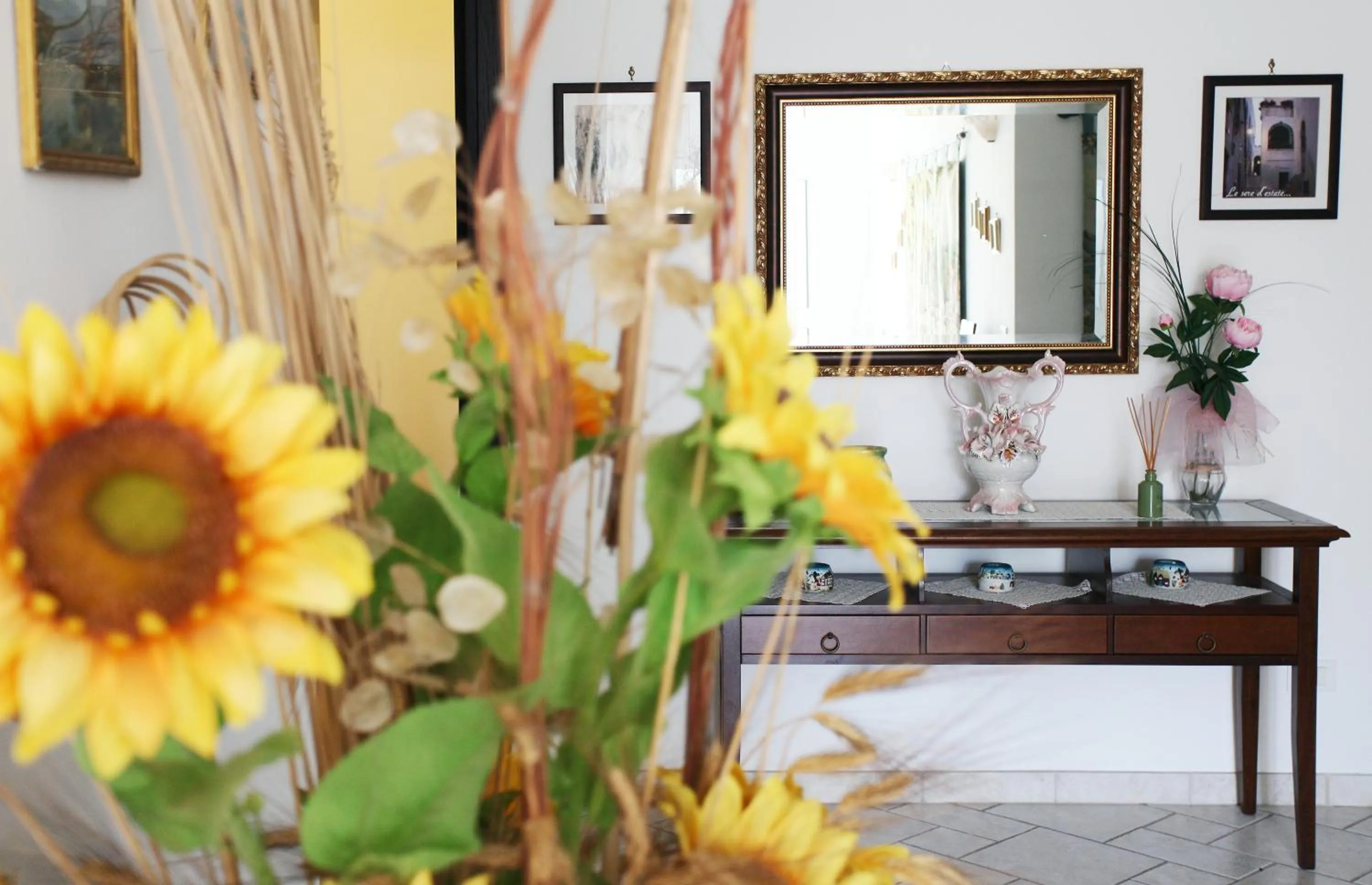 Decorative detail in Bed & Breakfast dei Colli