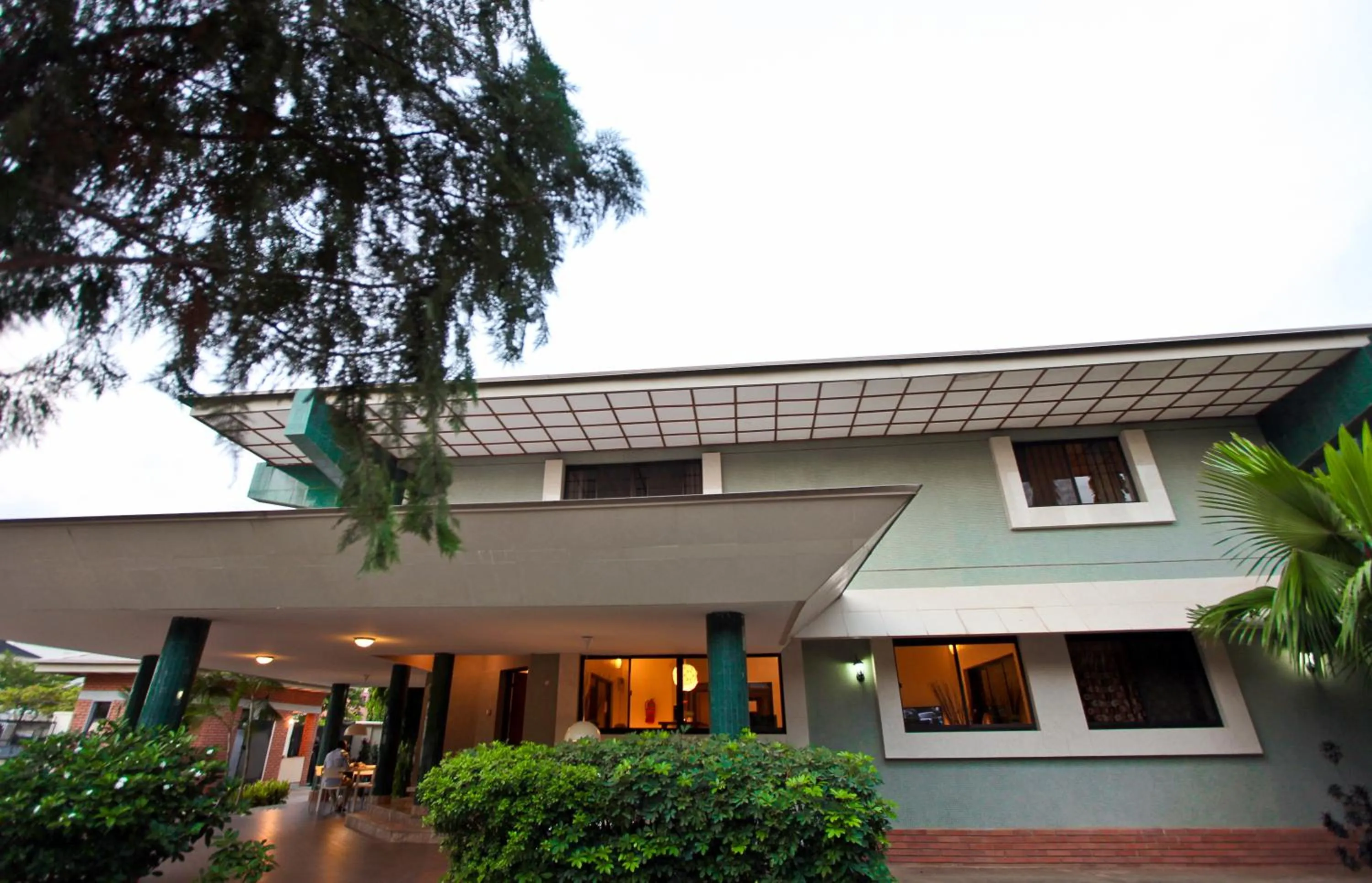 Facade/entrance in Nordic Villa