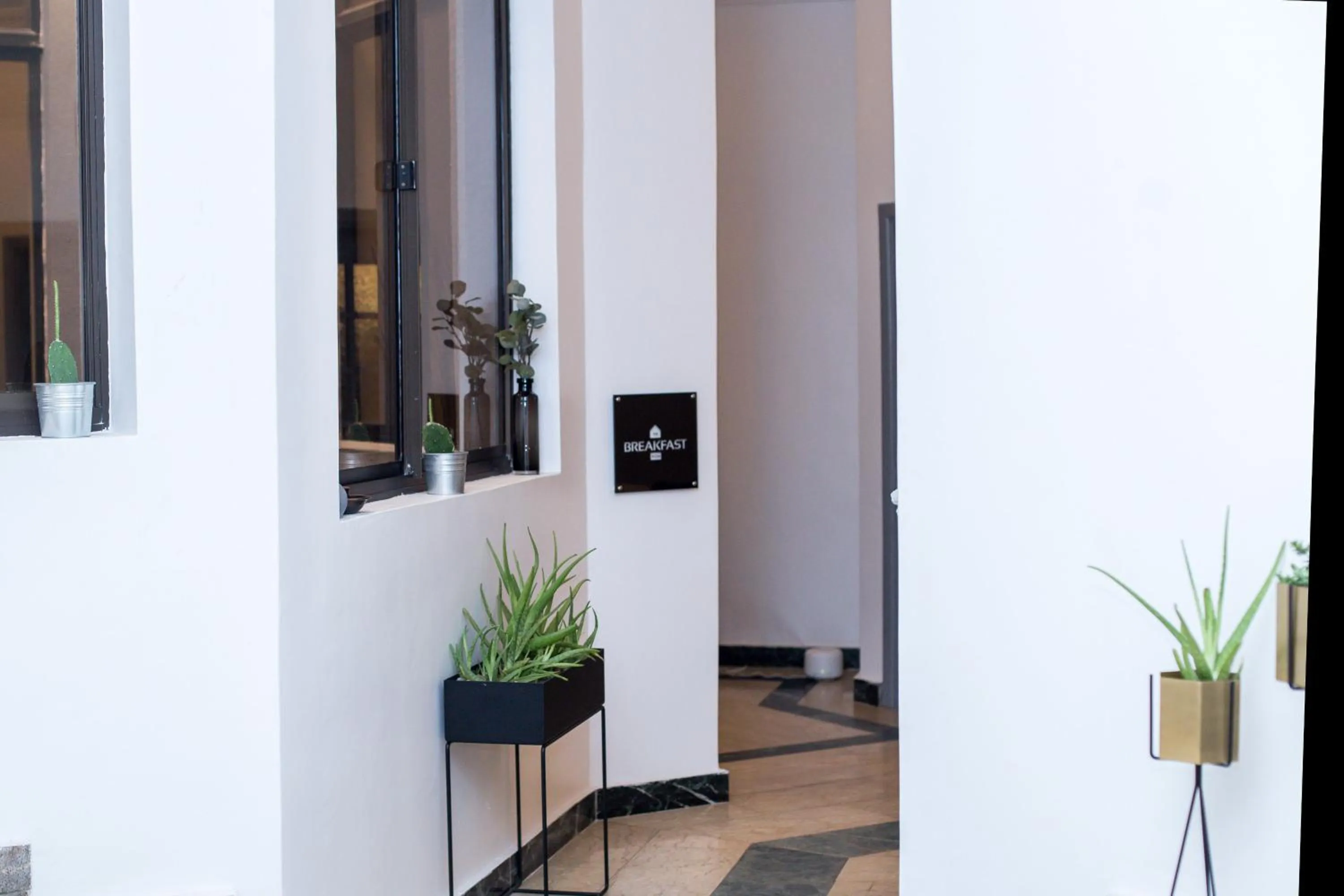 Restaurant/places to eat in Nordic Villa