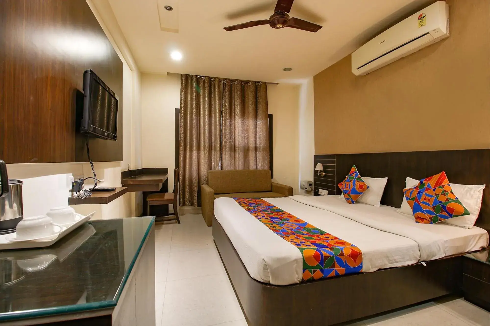 Bed in FabHotel Kamla Regency Bed in FabHotel Kamla Regency