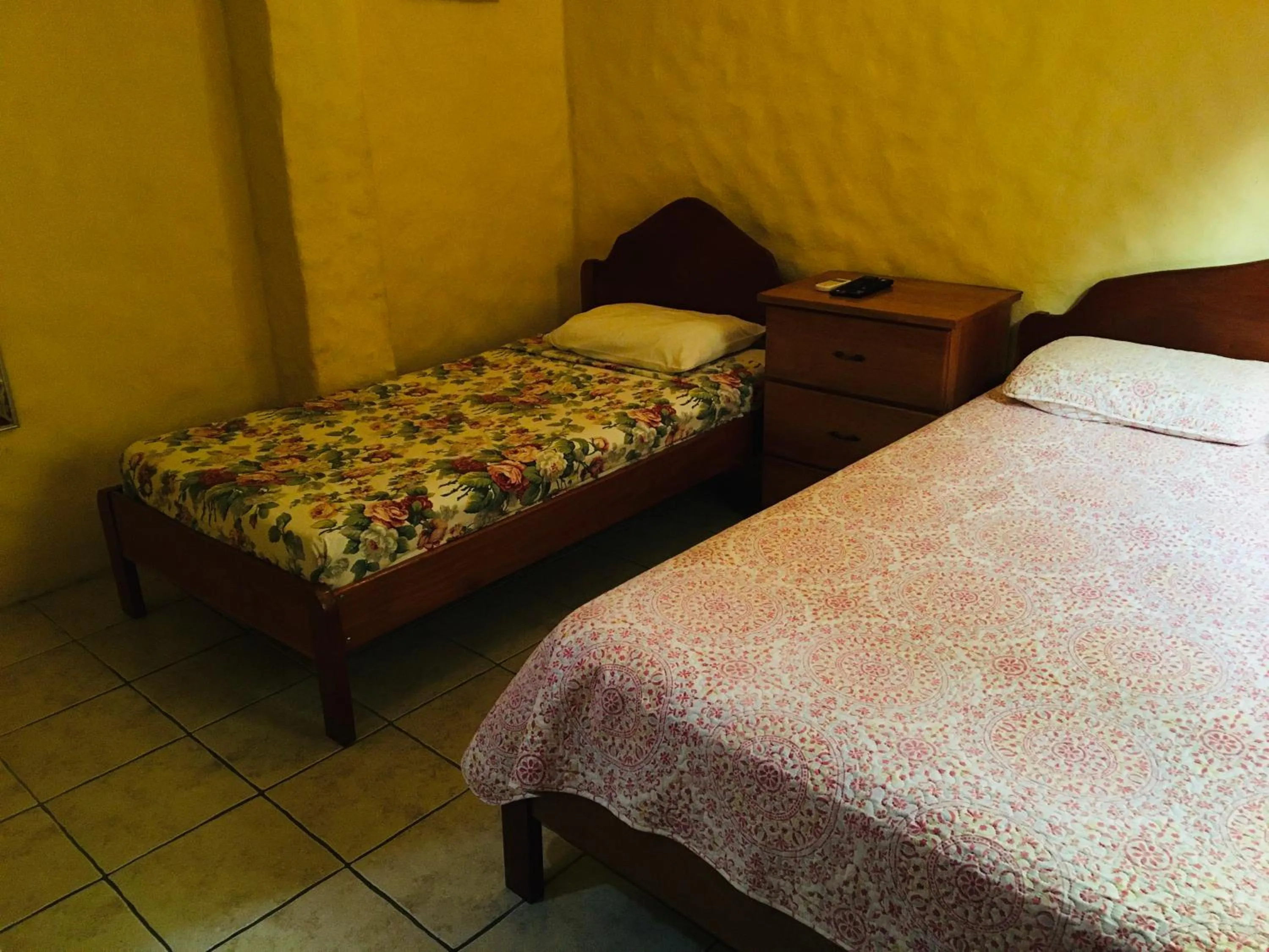 Bedroom, Bed in Hotel Casa Esmeralda