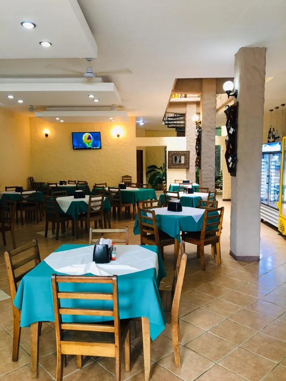 Restaurant/places to eat in Hotel Casa Esmeralda