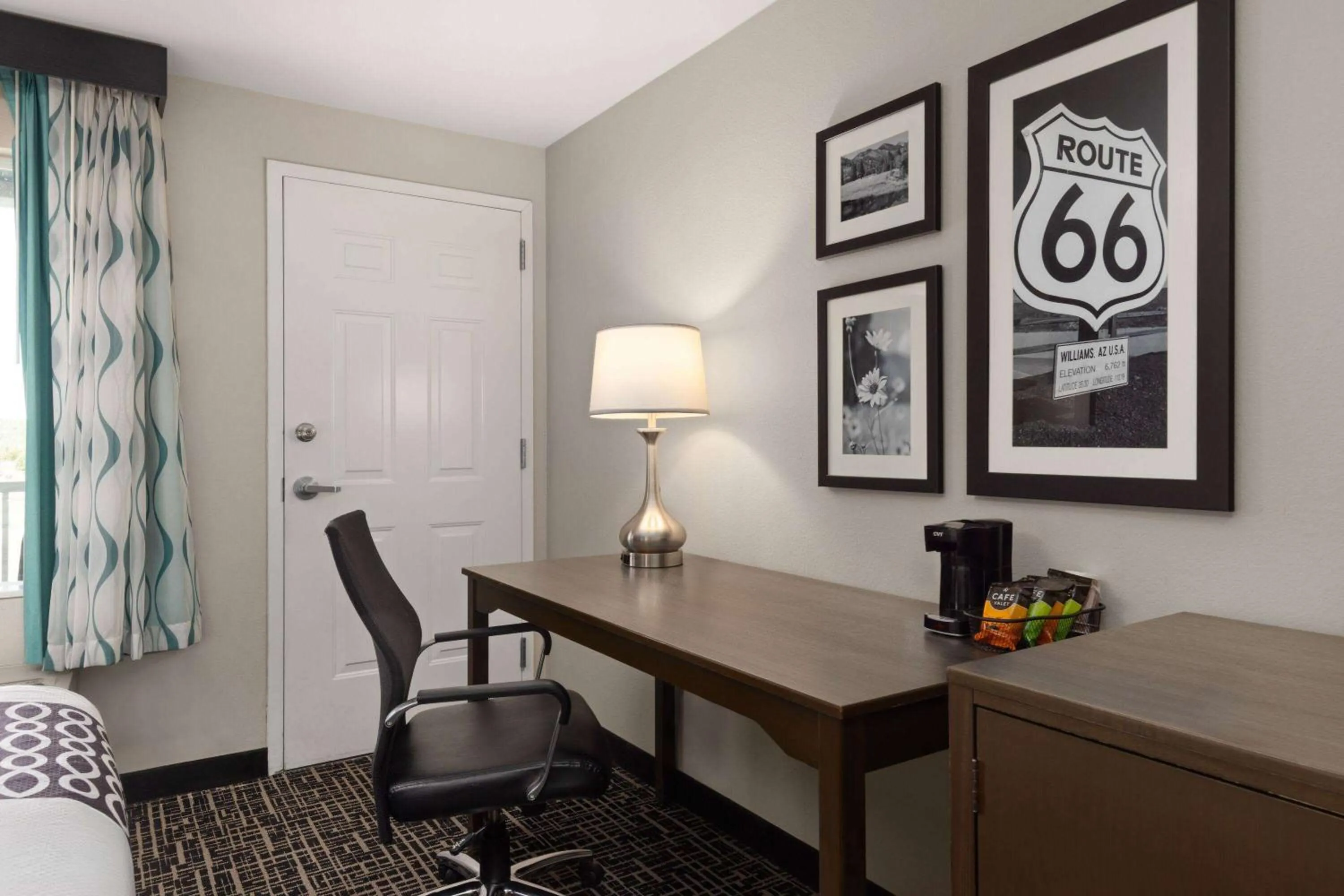 Photo of the whole room in La Quinta by Wyndham Williams-Grand Canyon Area