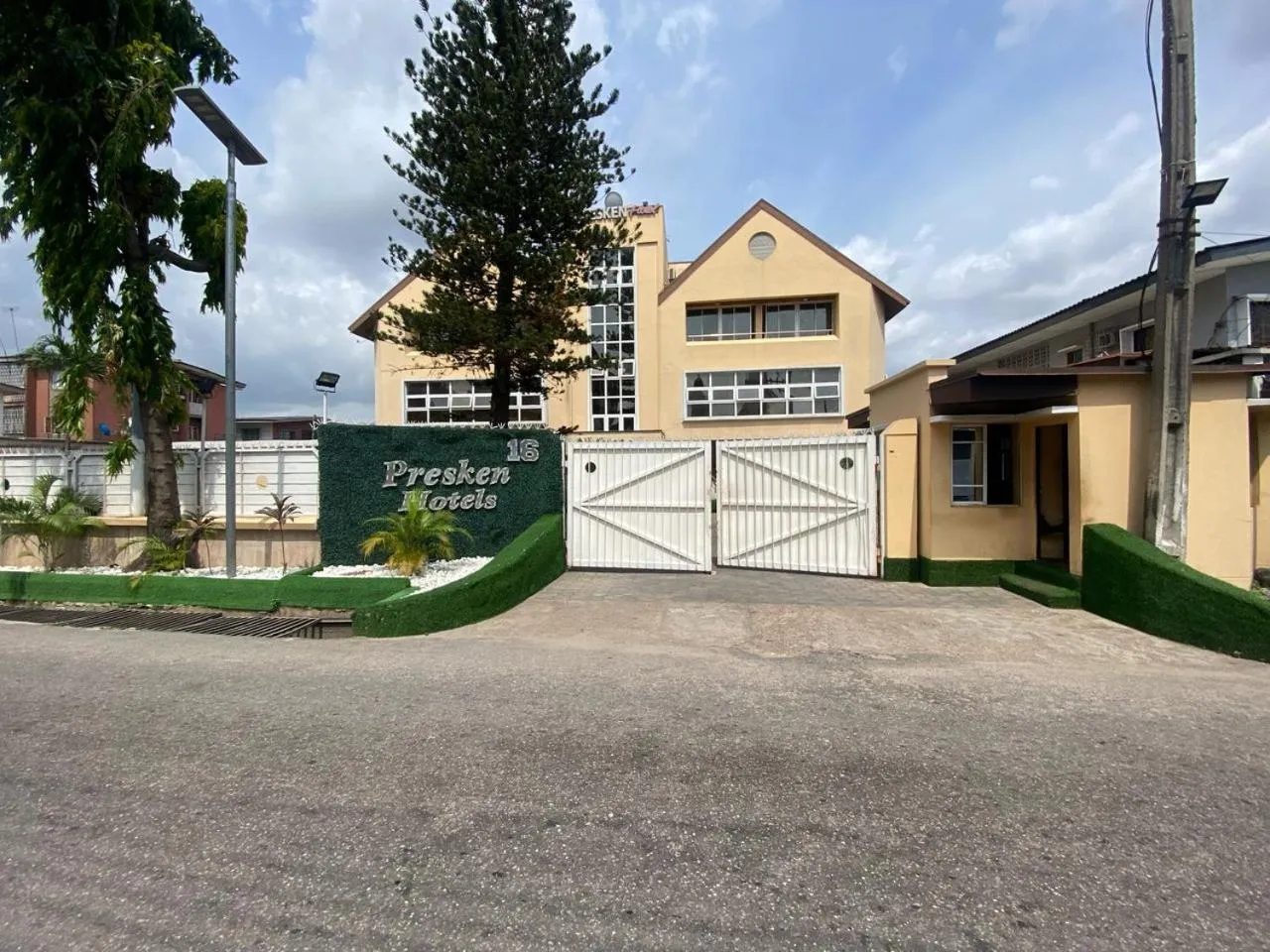 Property building in Presken Hotel Mojidi, Allen Ikeja