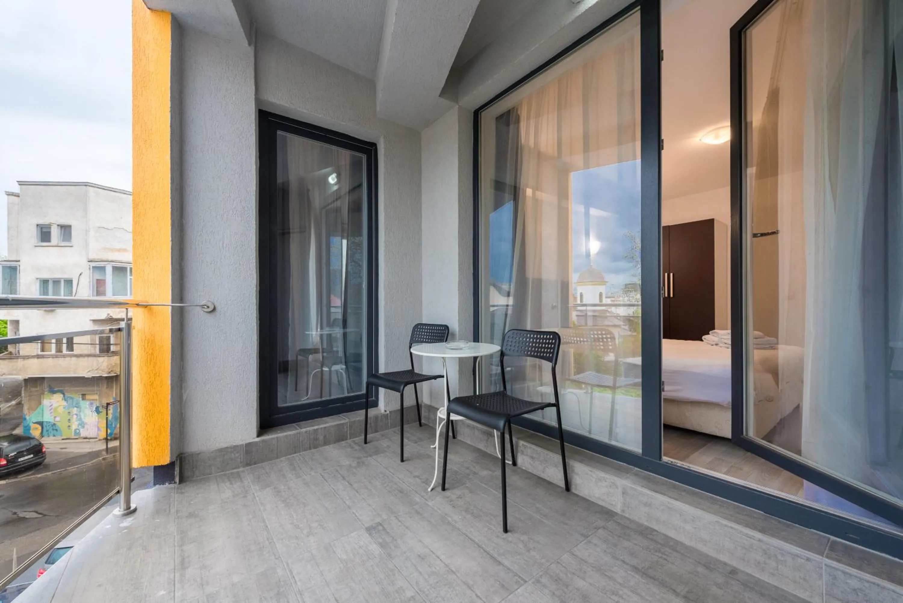 Balcony/Terrace, Bed in CityScape Bucharest