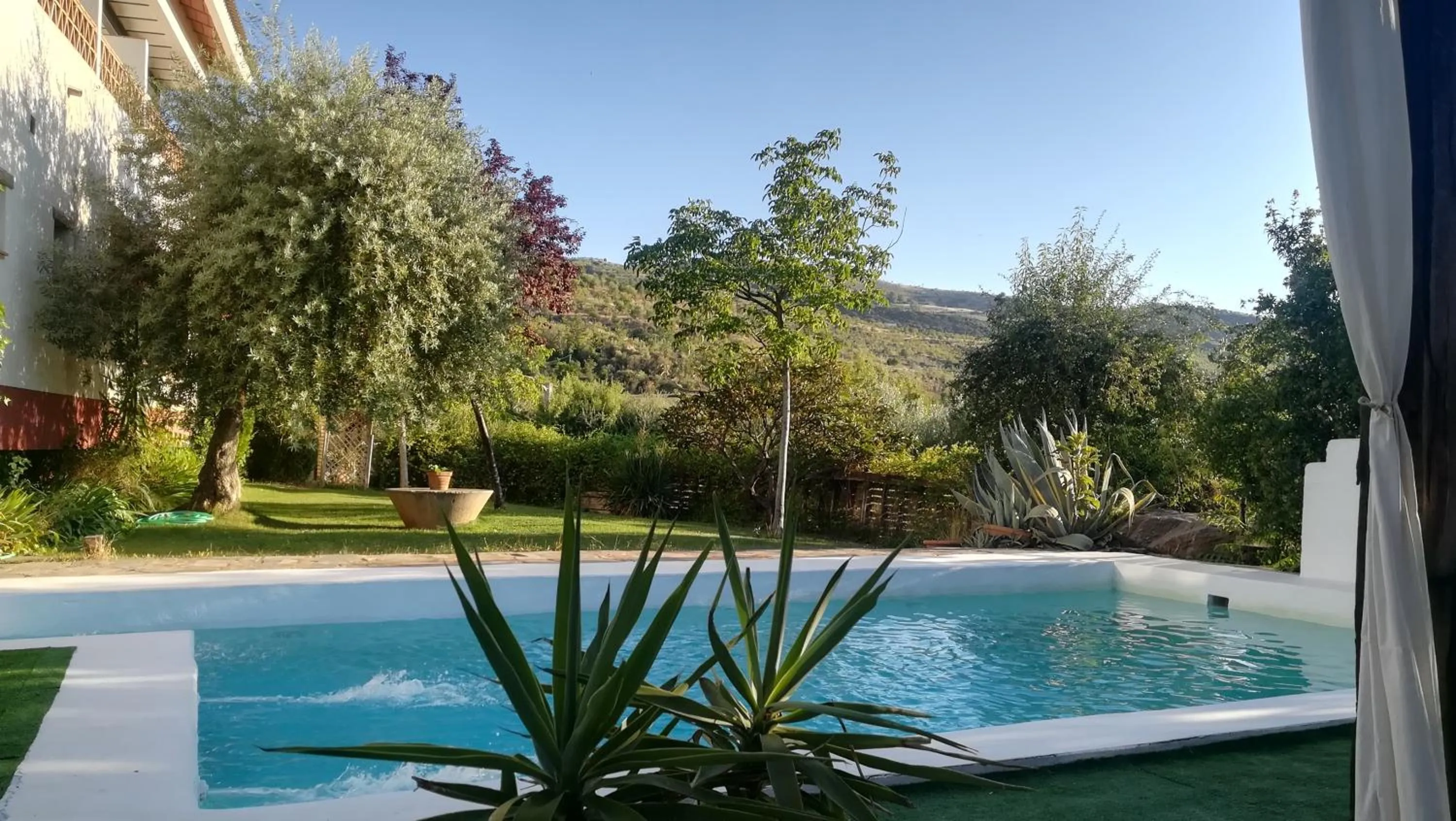 Swimming pool in Hotel Finca Aldabra