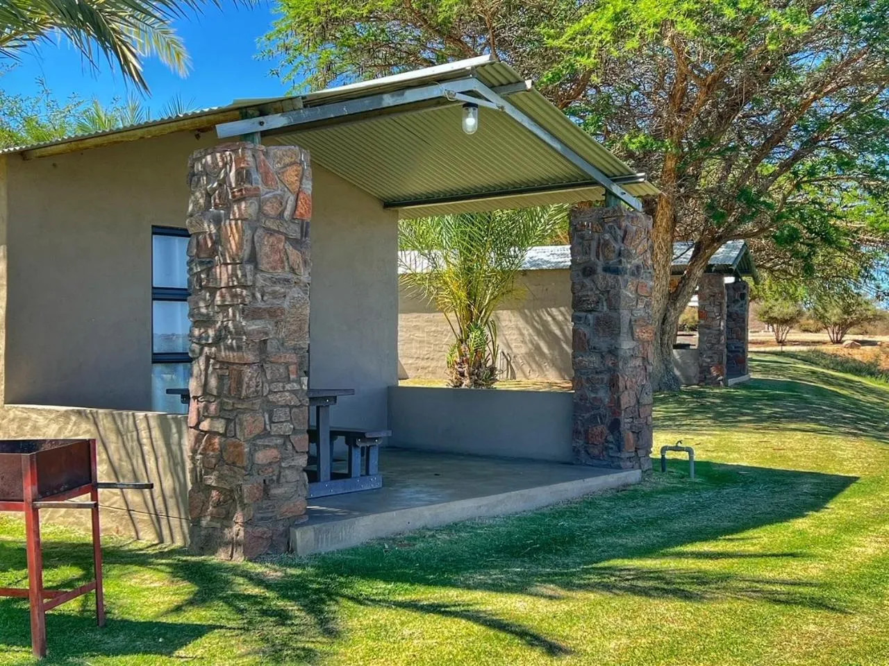 Property building in Lake Grappa Guestfarm