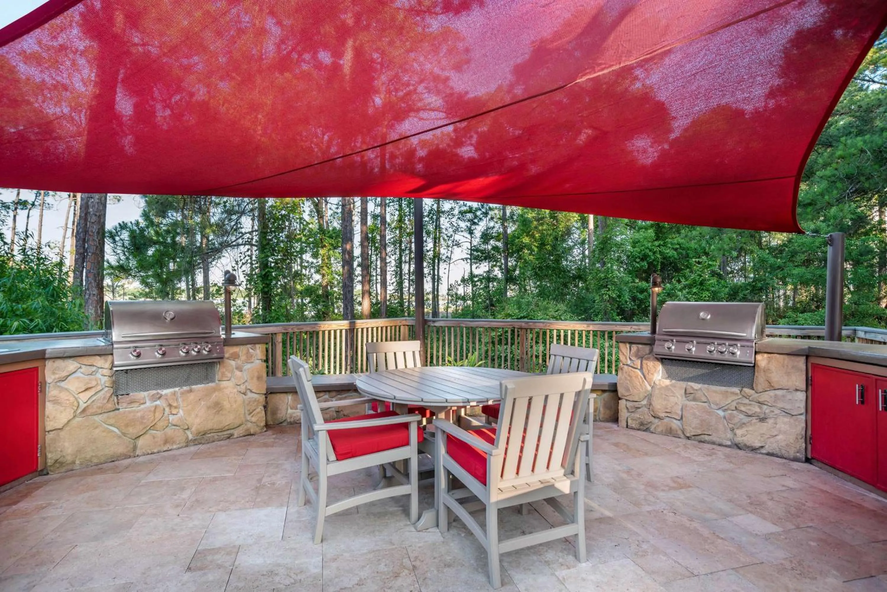 BBQ facilities in Hilton Grand Vacations Club Sandestin