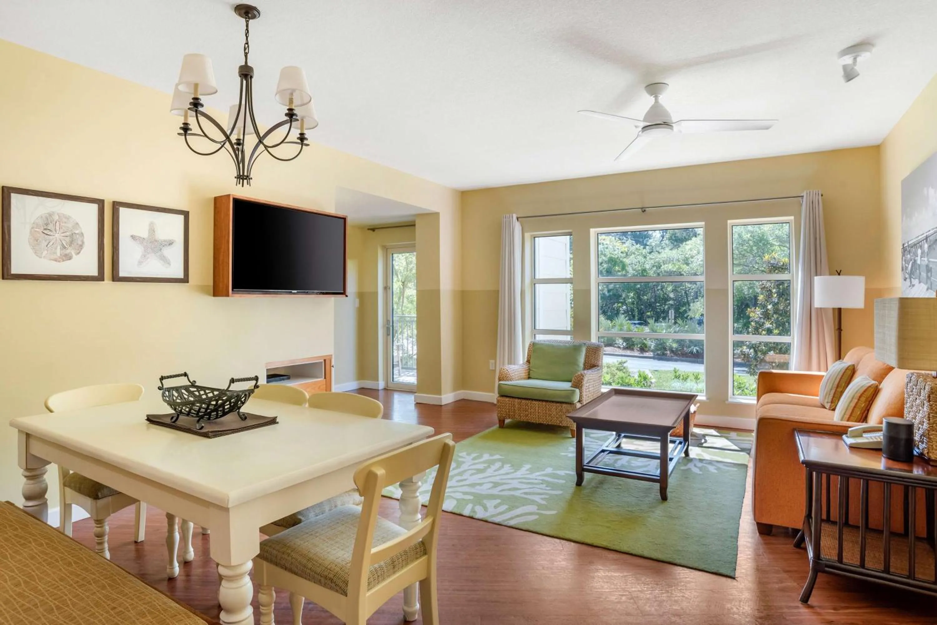 TV and multimedia in Hilton Grand Vacations Club Sandestin