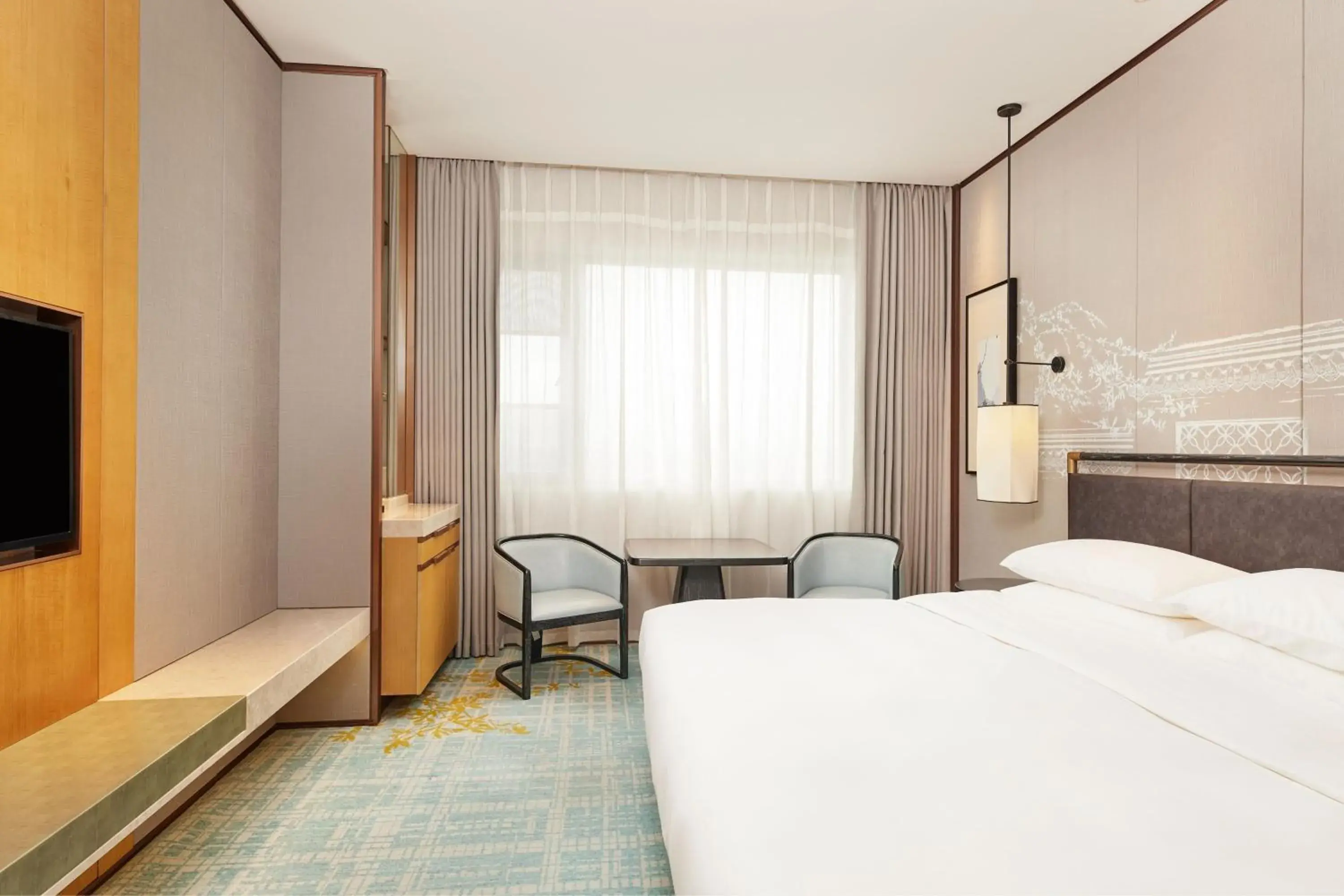 Superior King Room in Courtyard by Marriott Yangzhou Superior King Room in Courtyard by Marriott Yangzhou
