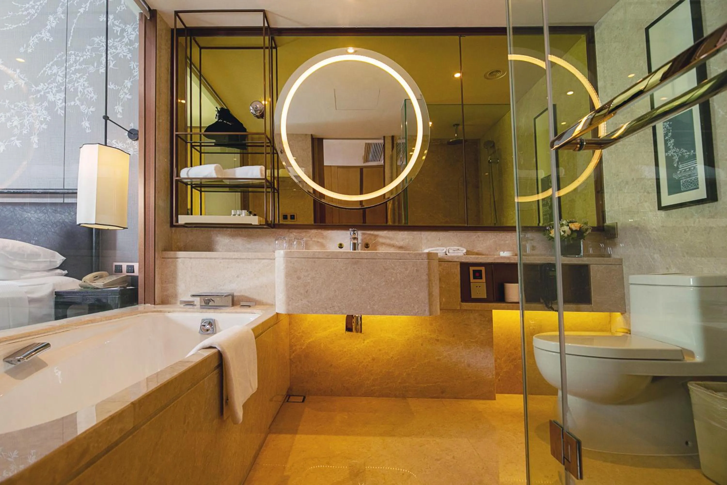 Selected King Room - High Floor in Courtyard by Marriott Yangzhou