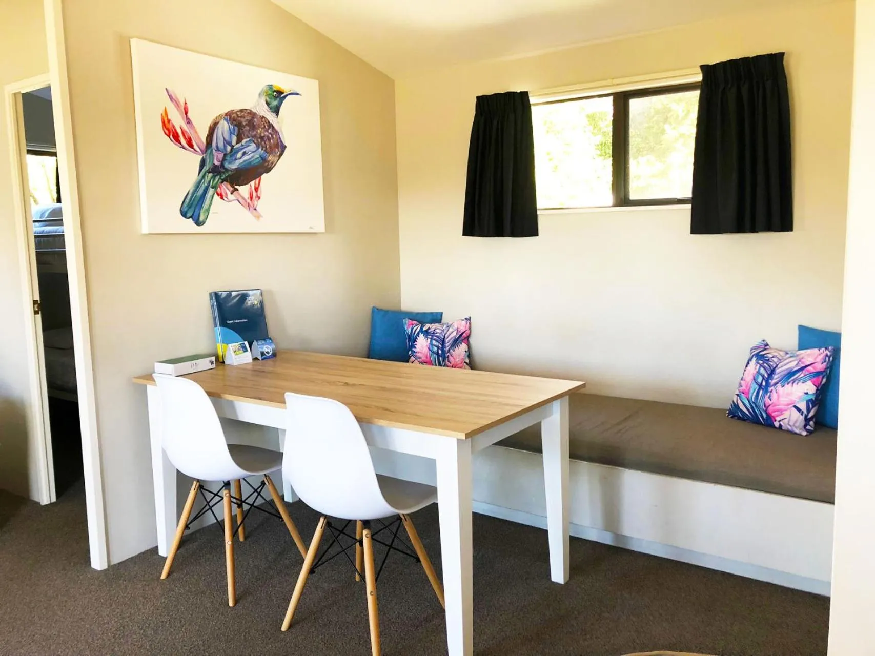 Living room in Motutere Bay TOP 10 Holiday Park