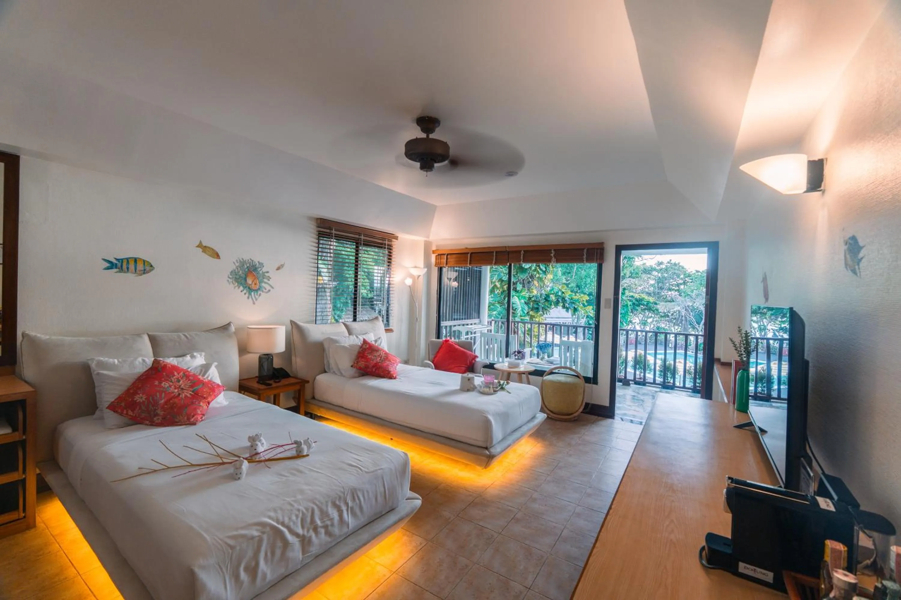 Bed in Birds and Bees Resort