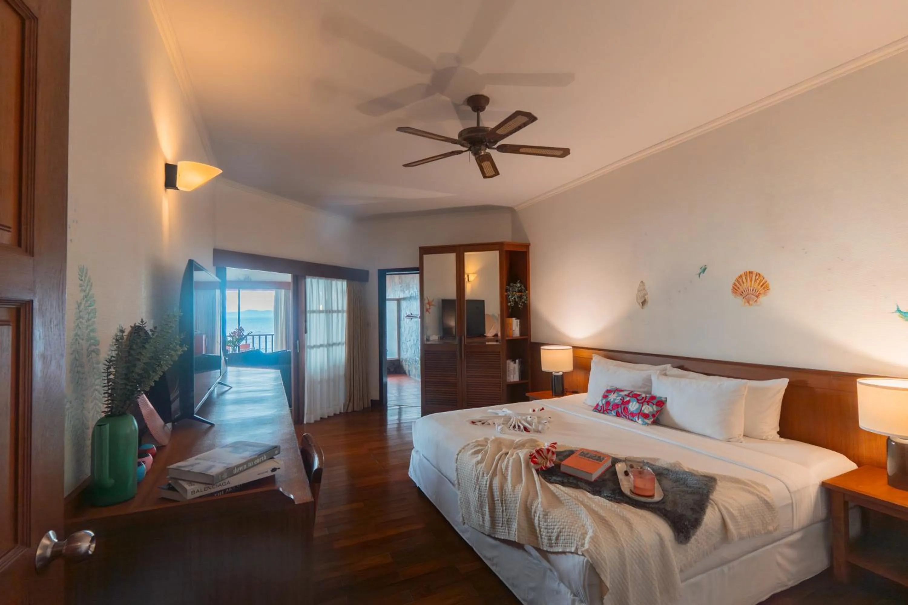 Bed in Birds and Bees Resort