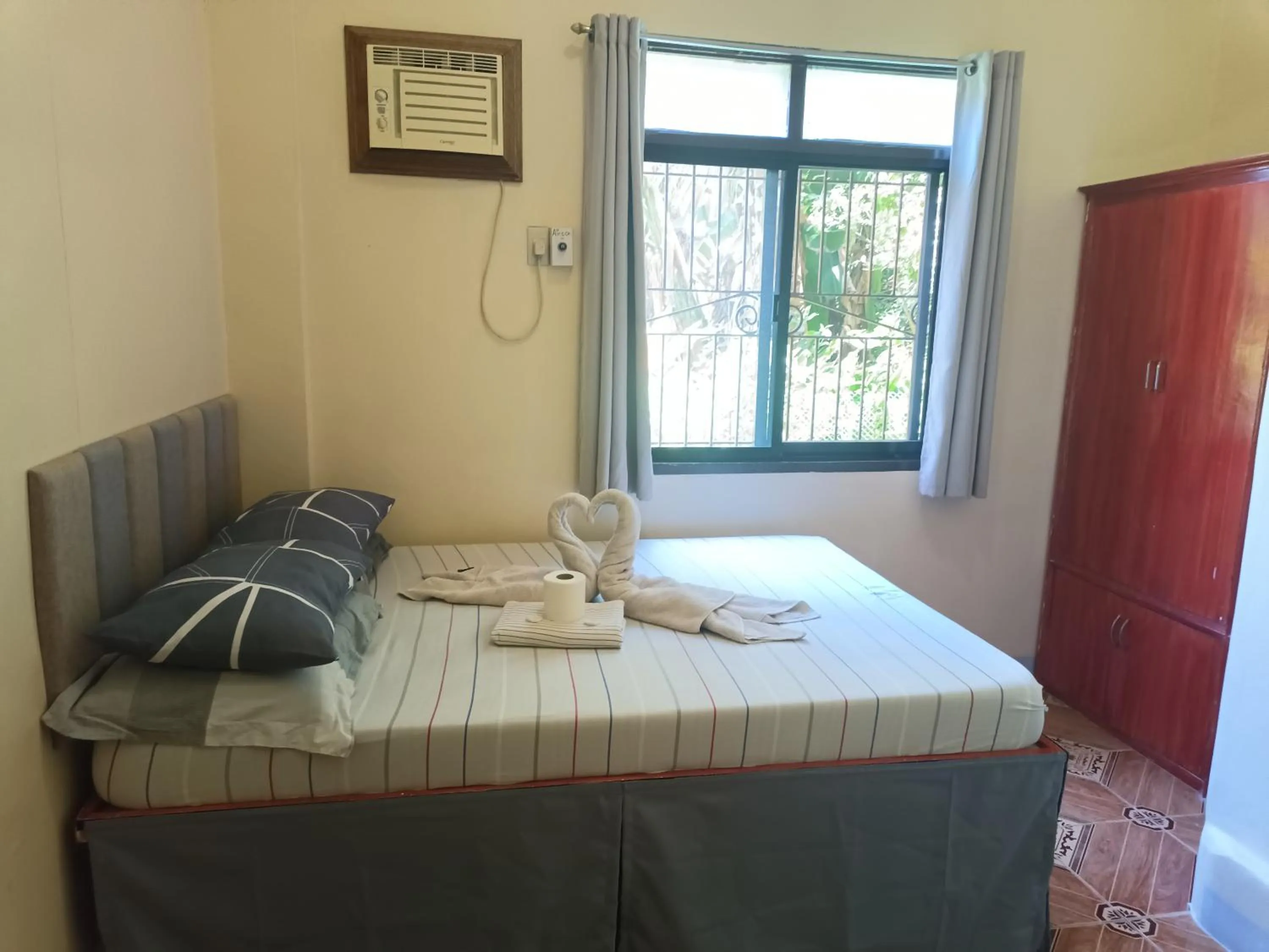 Bed in The Blue Pagong